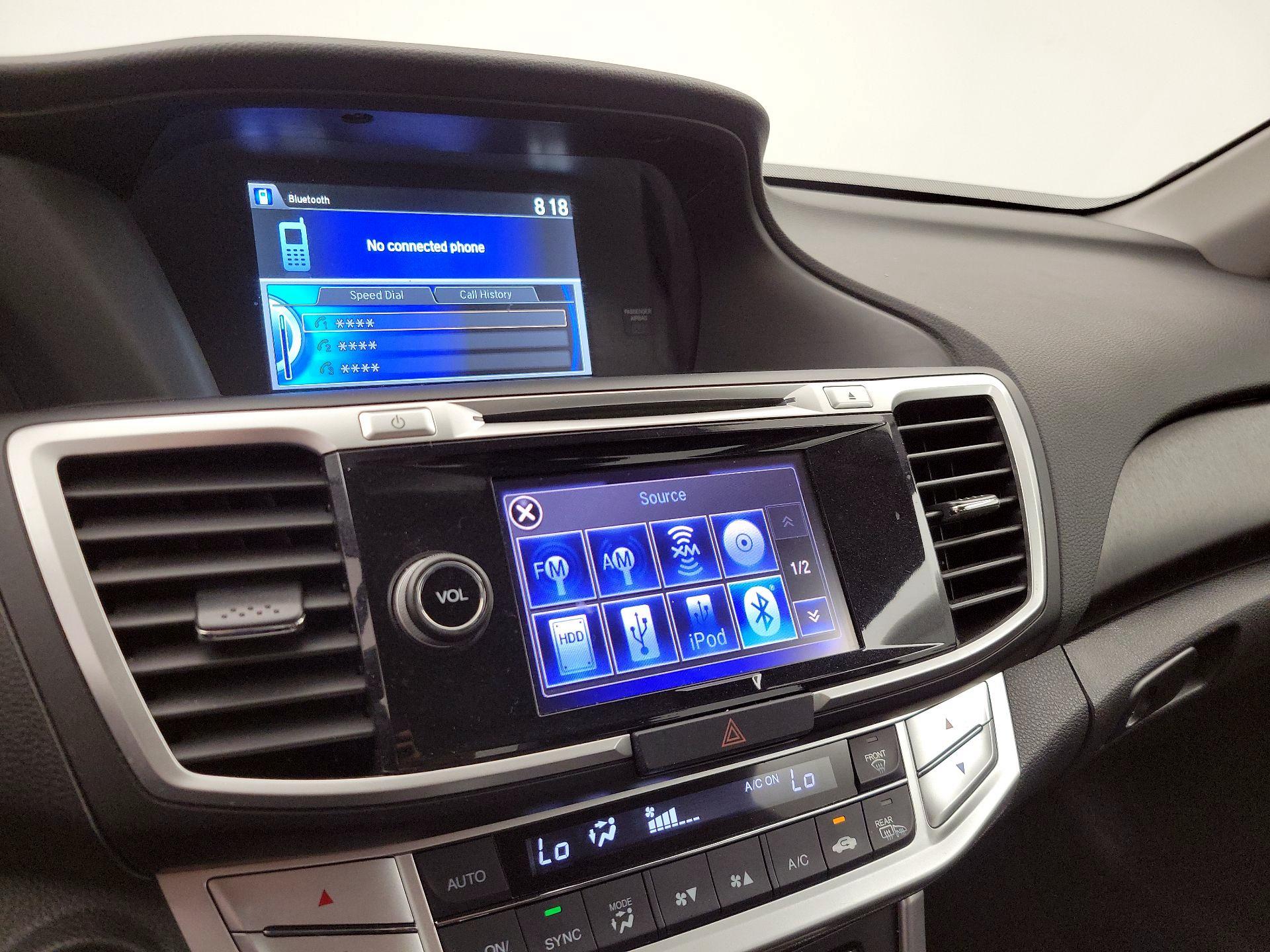 Thumbnail: 2015 Honda Accord - 15