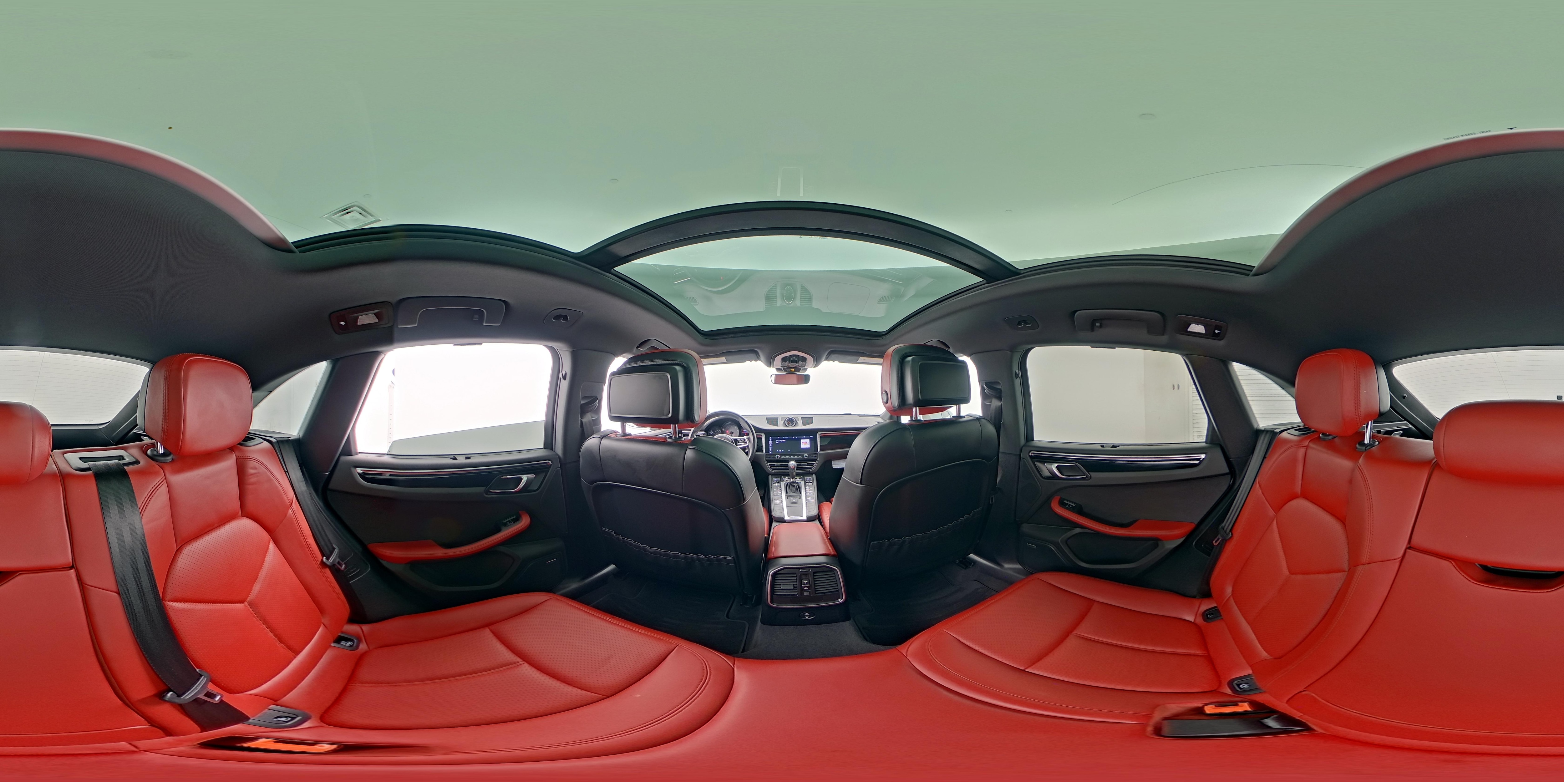 2021 Porsche Macan S - Photo 27