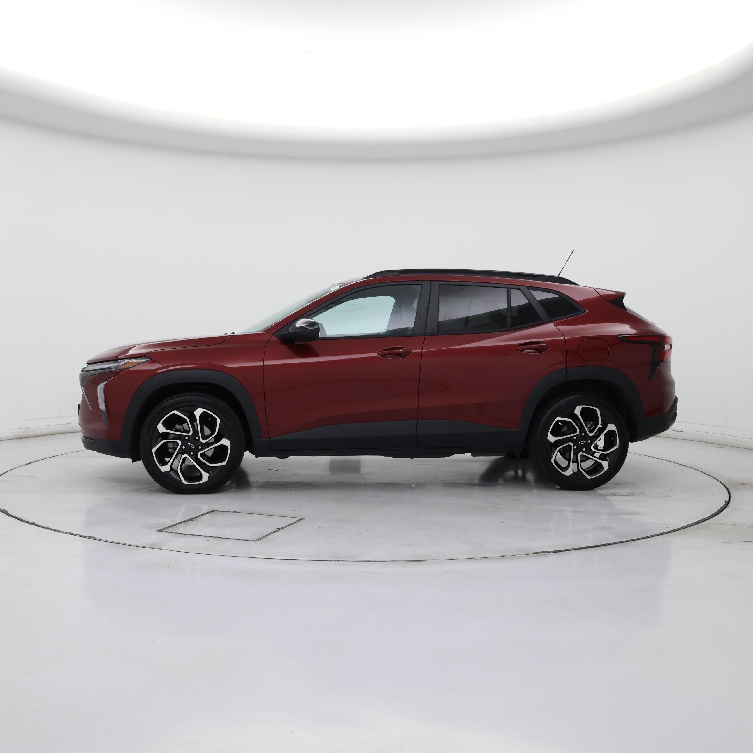 Thumbnail: 2024 Chevrolet Trax - 3