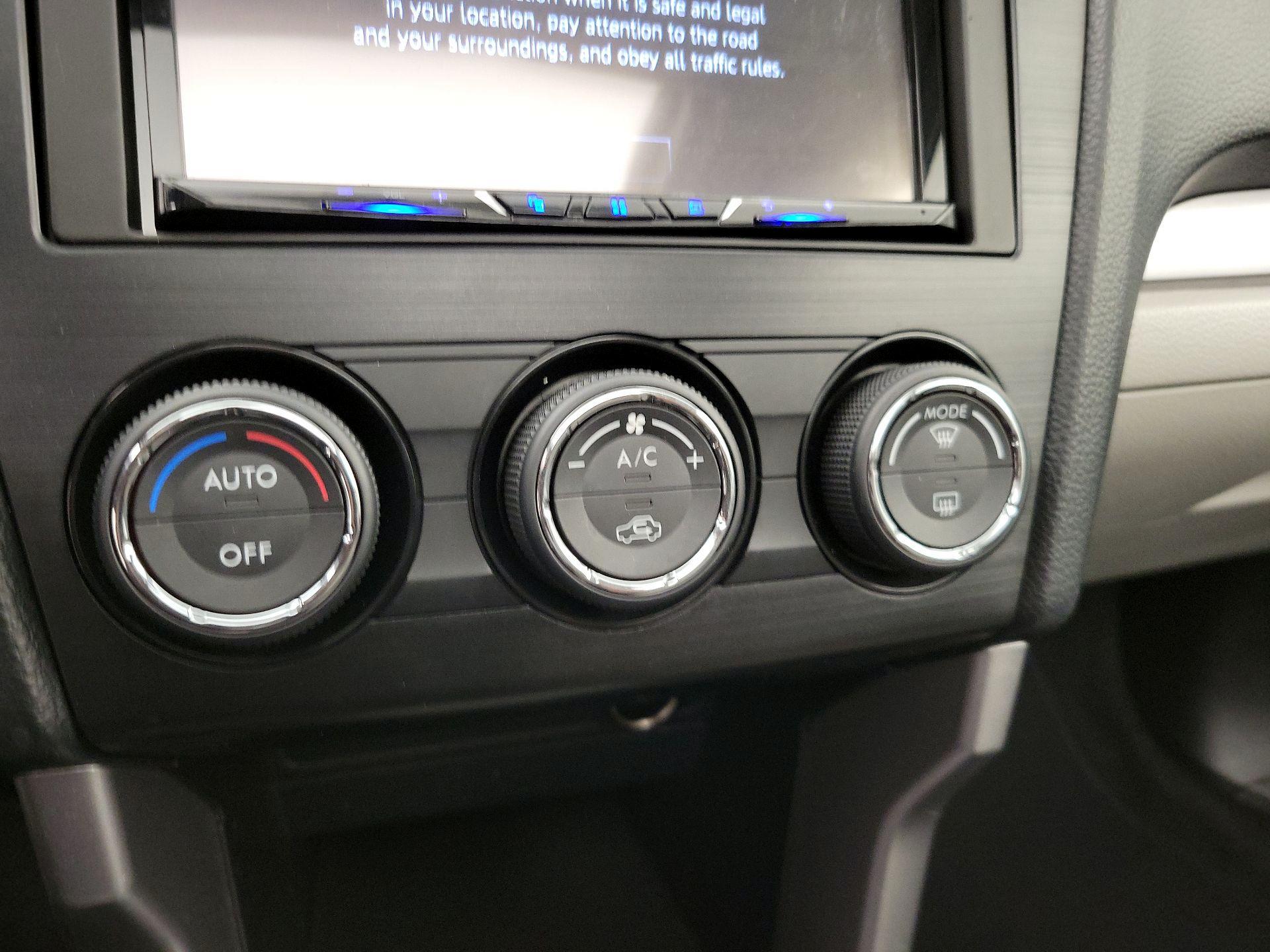 Thumbnail: 2015 Subaru Forester - 16