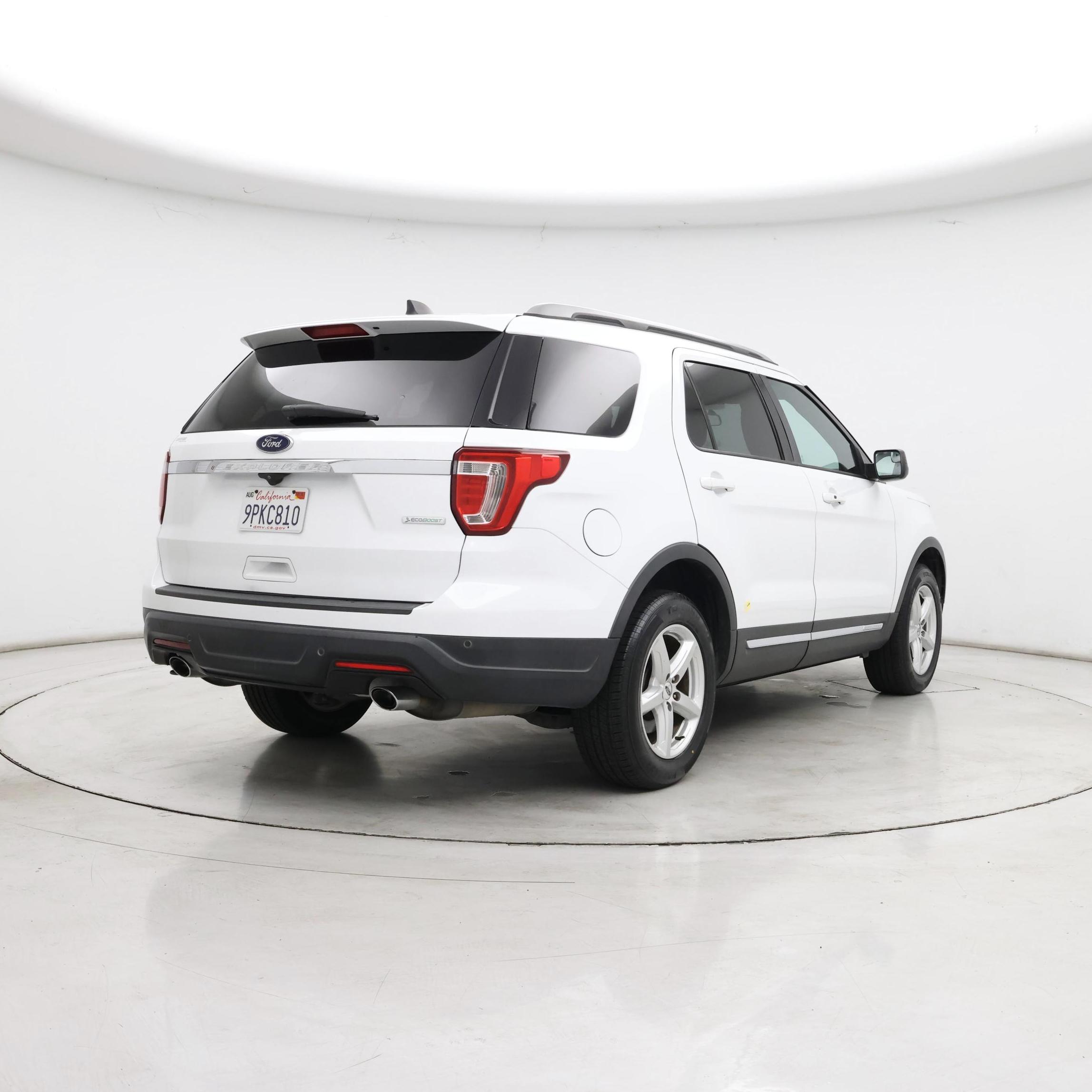 Thumbnail: 2018 Ford Explorer - 8