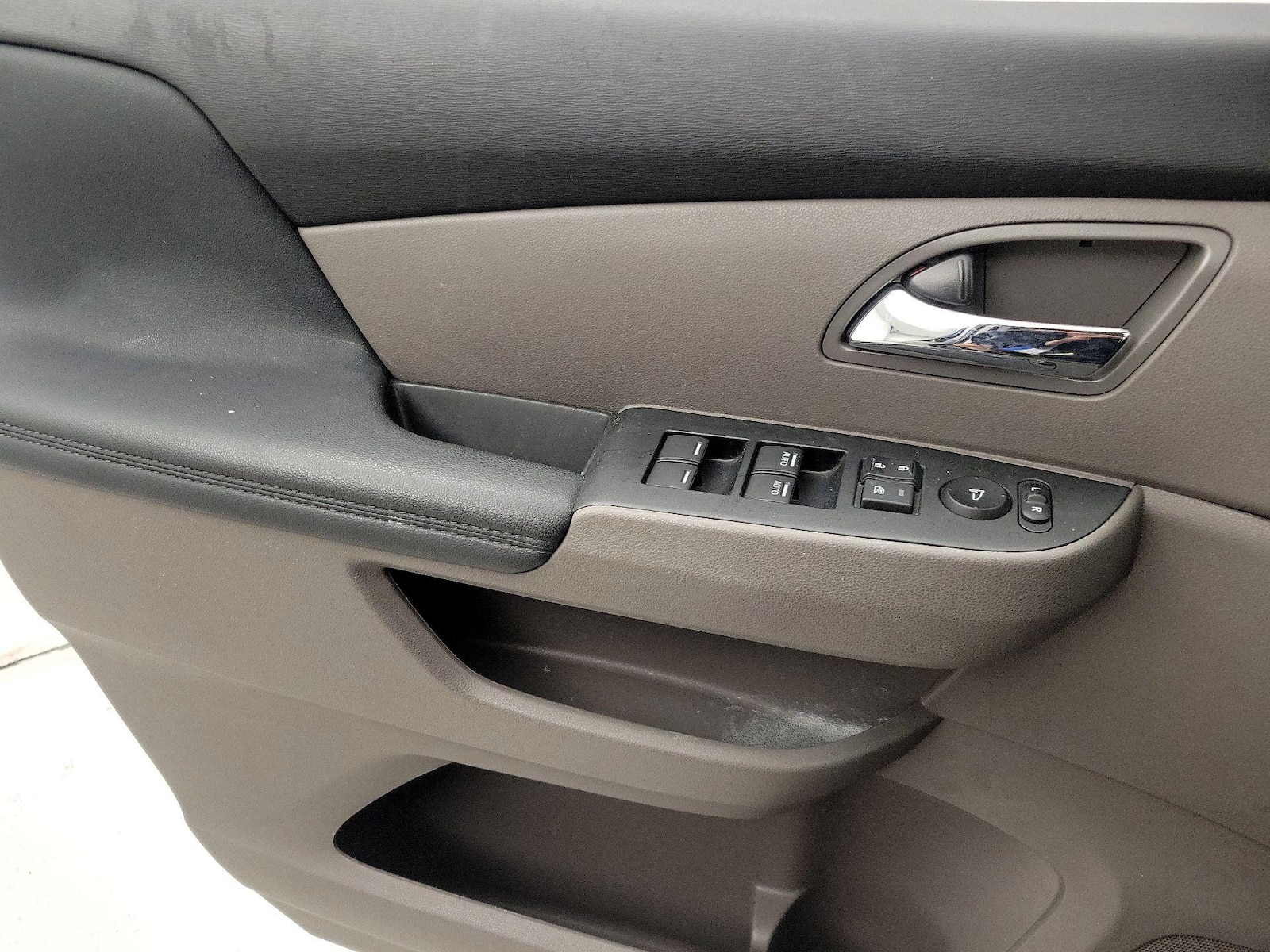 2015 Honda Odyssey EX-L - Photo 13