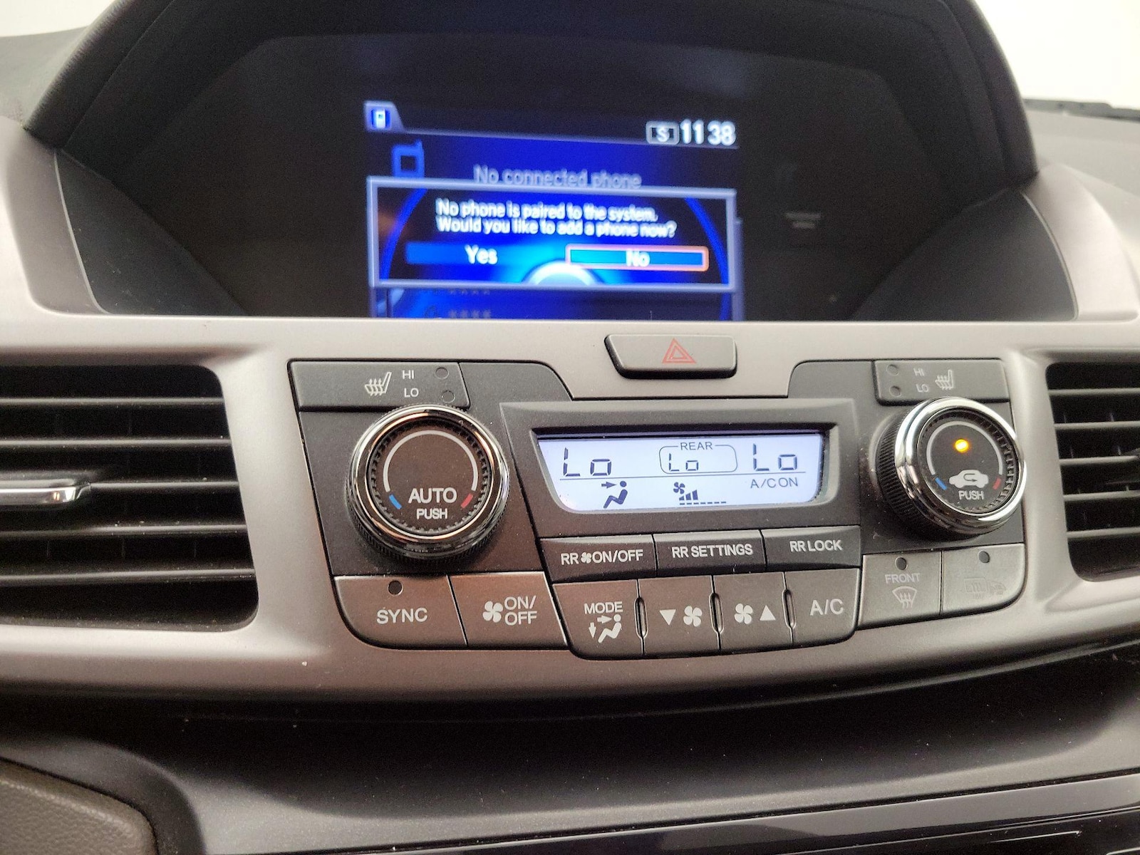 2015 Honda Odyssey EX-L - Photo 17
