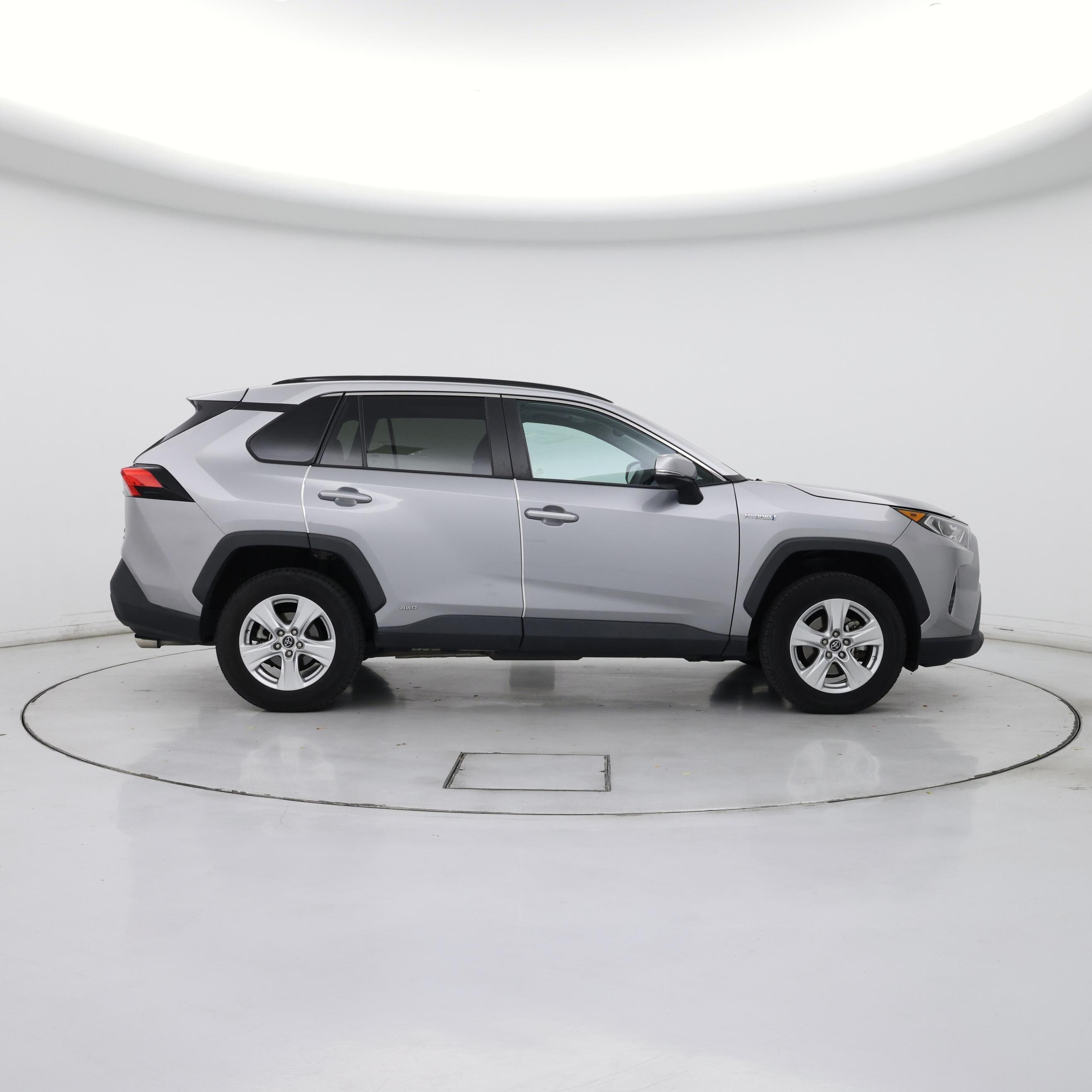 Thumbnail: 2020 Toyota RAV4 - 7