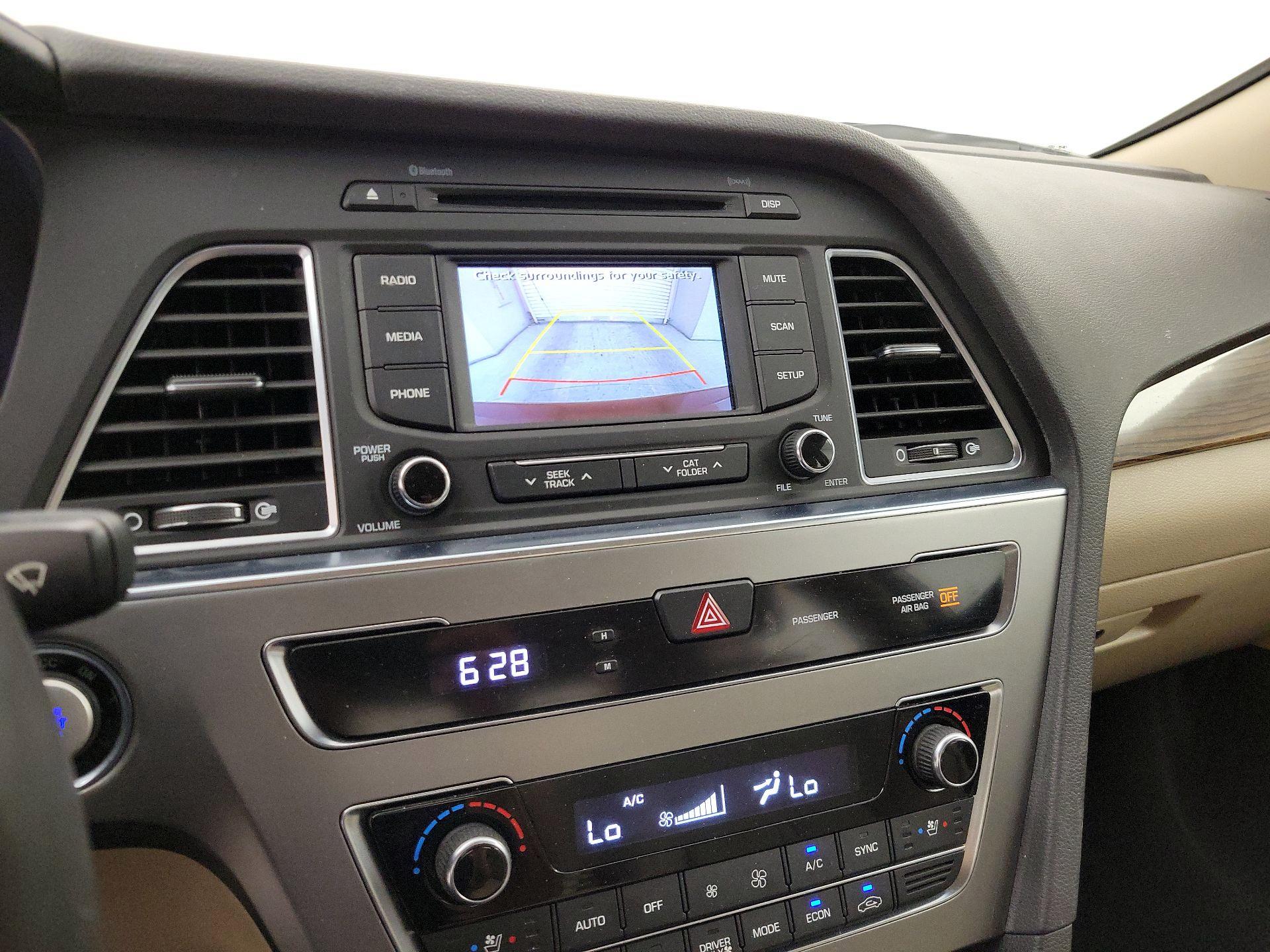 Thumbnail: 2016 Hyundai Sonata - 14