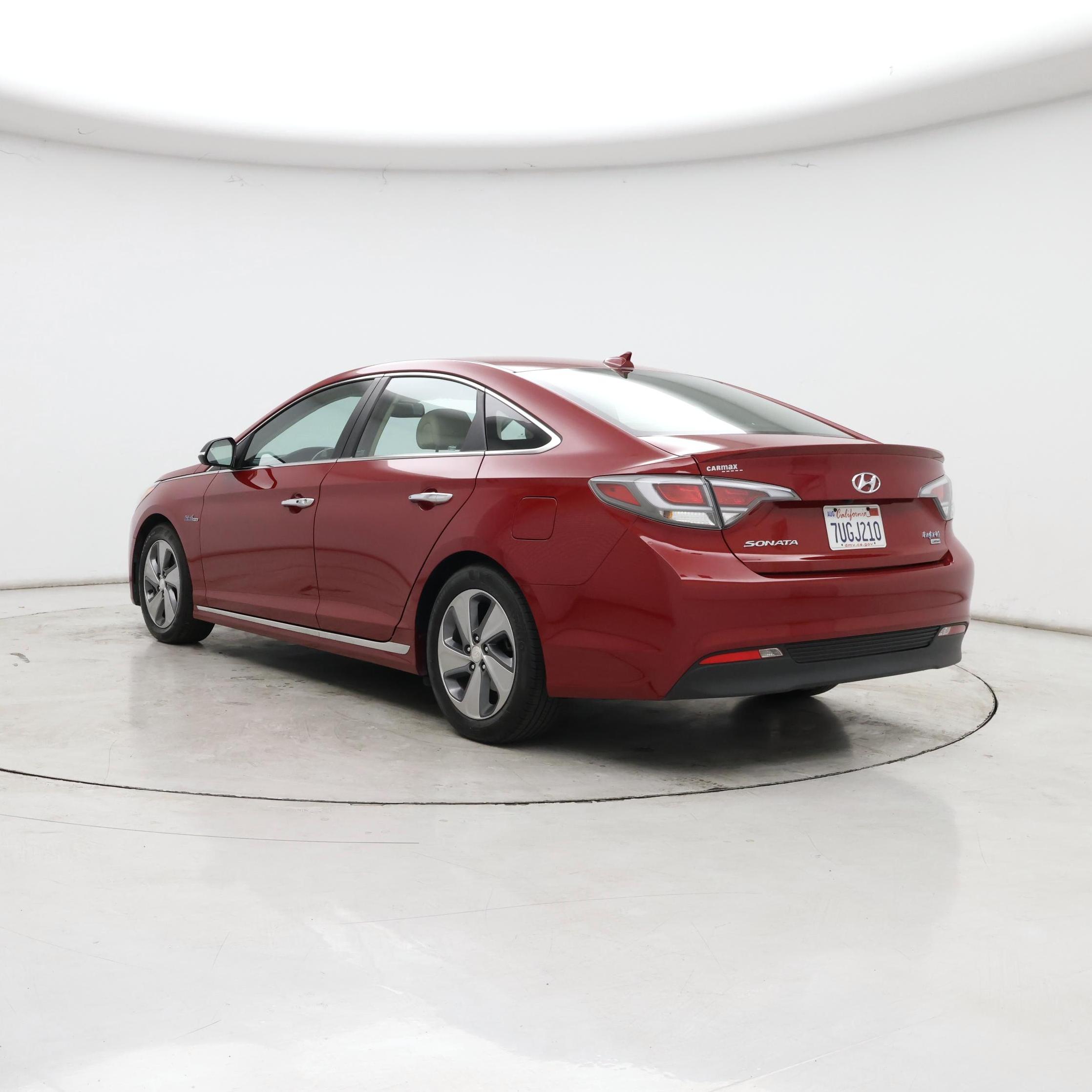 Thumbnail: 2016 Hyundai Sonata - 2