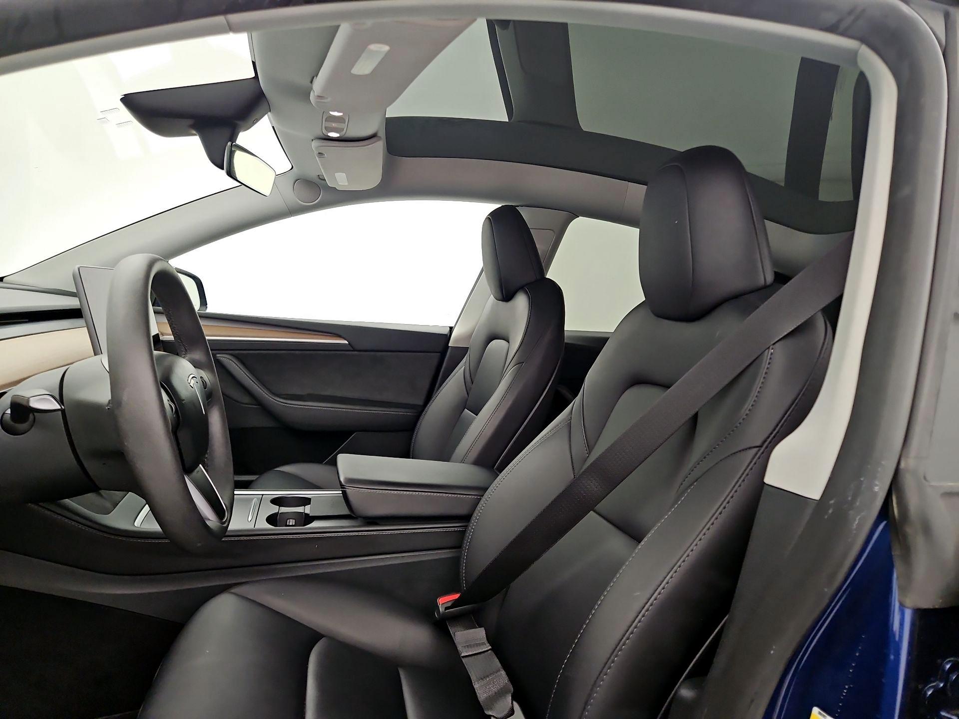 Thumbnail: 2024 Tesla Model Y - 17