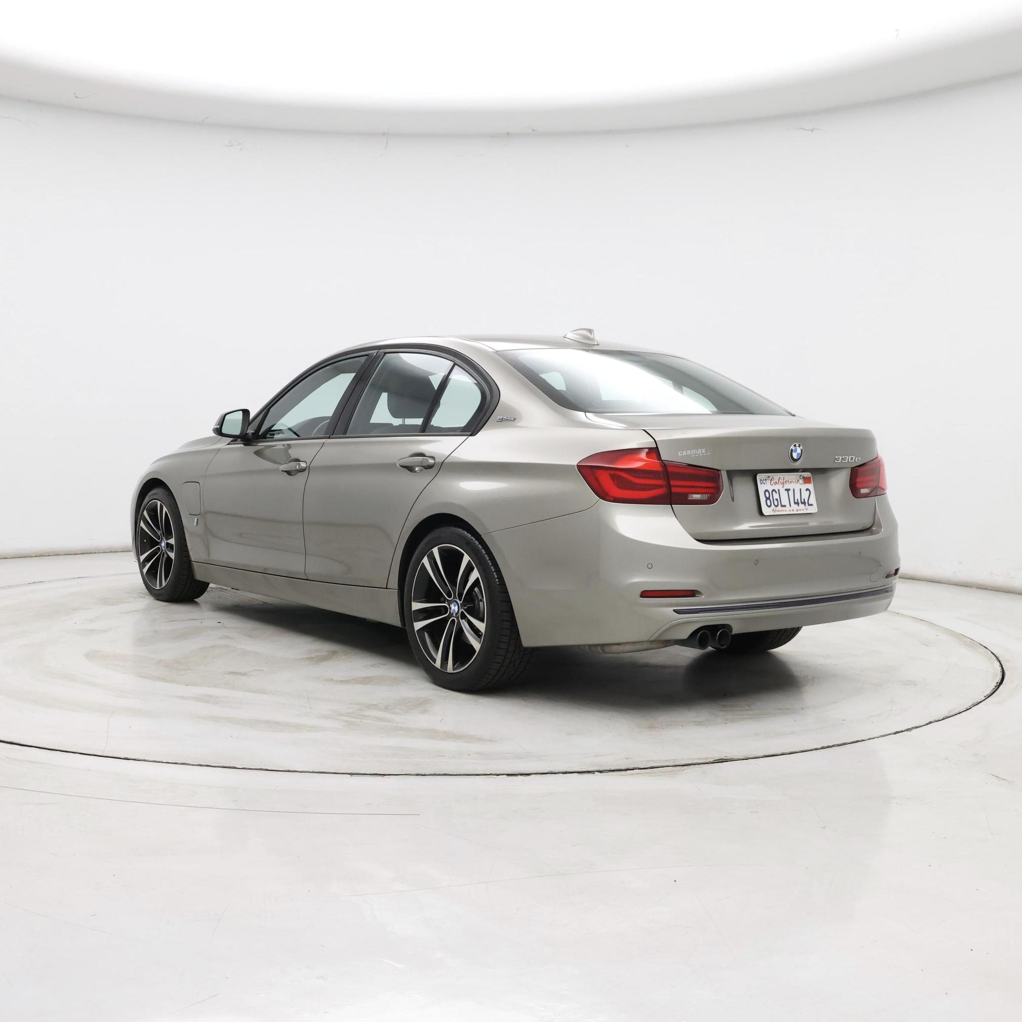 Thumbnail: 2018 BMW 3 Series - 2
