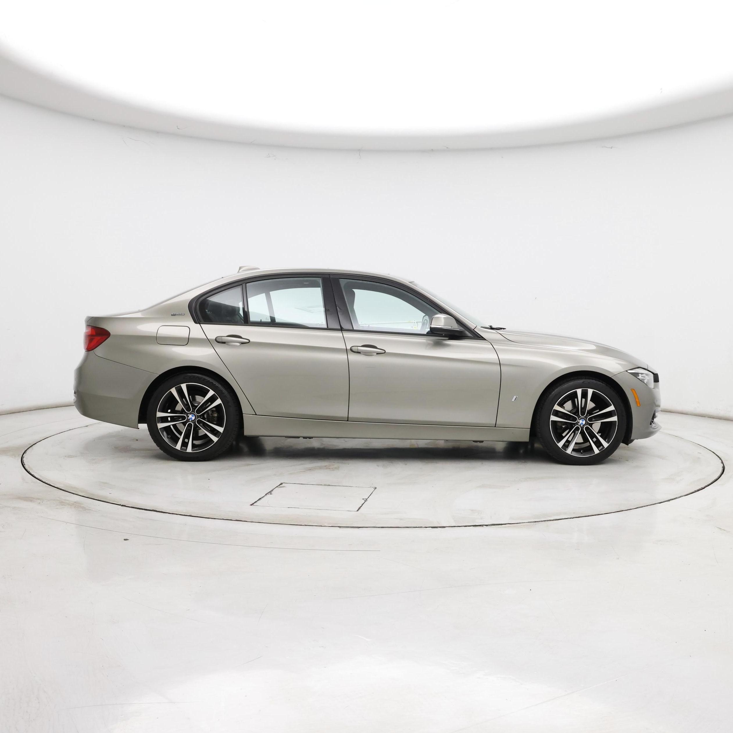 Thumbnail: 2018 BMW 3 Series - 7