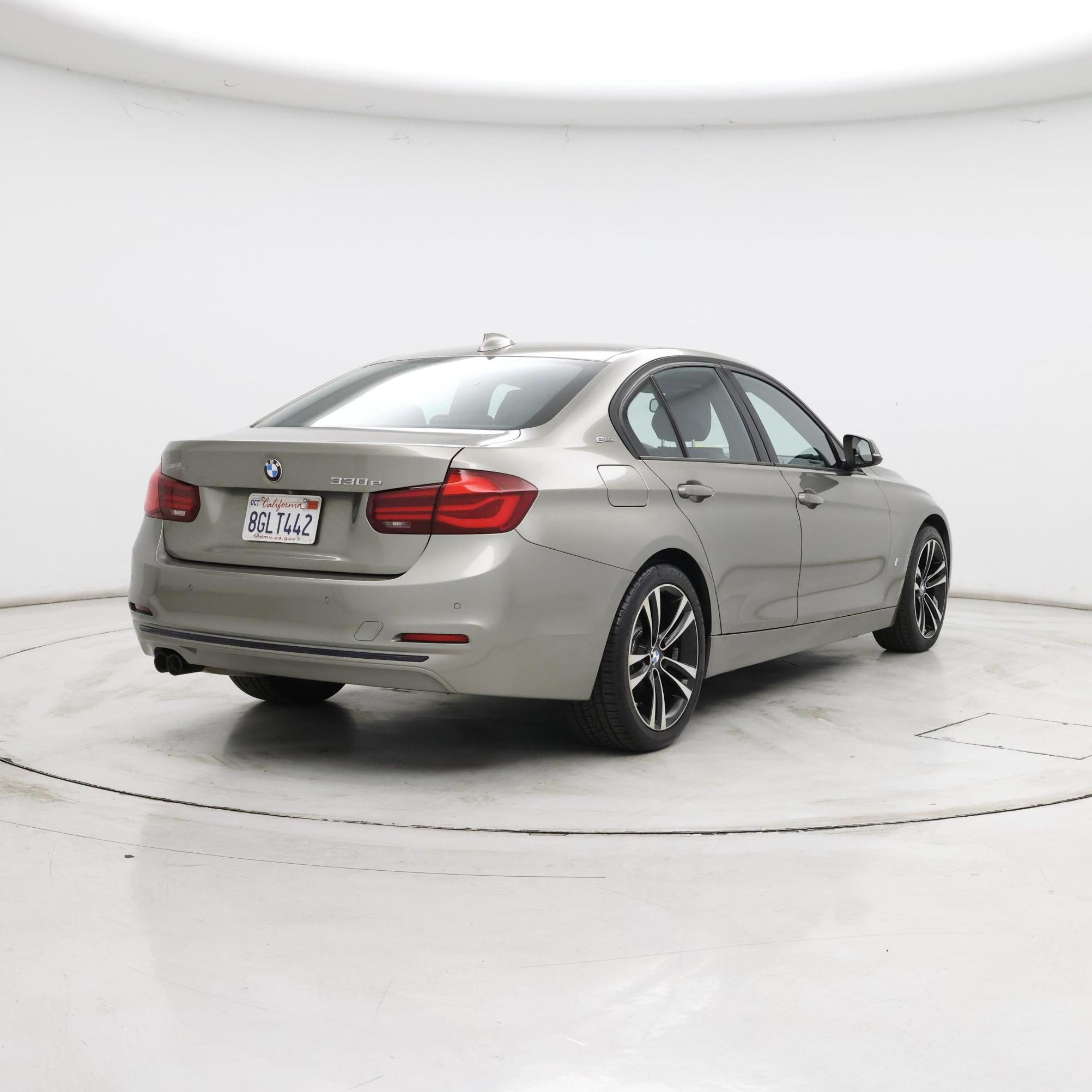 Thumbnail: 2018 BMW 3 Series - 8