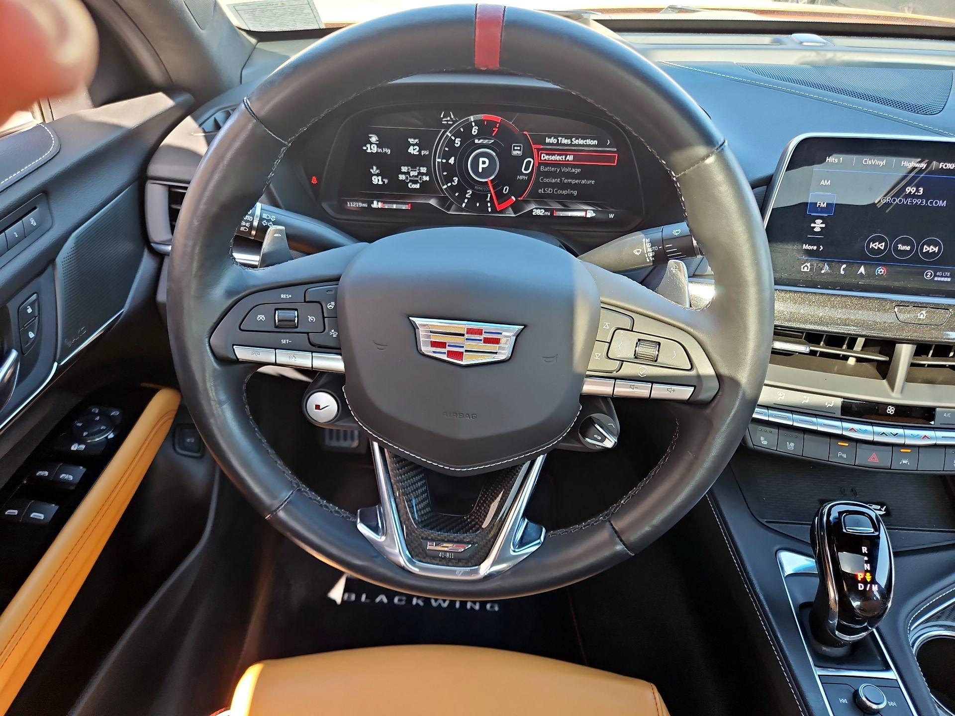 Thumbnail: 2023 Cadillac CT4 - 10