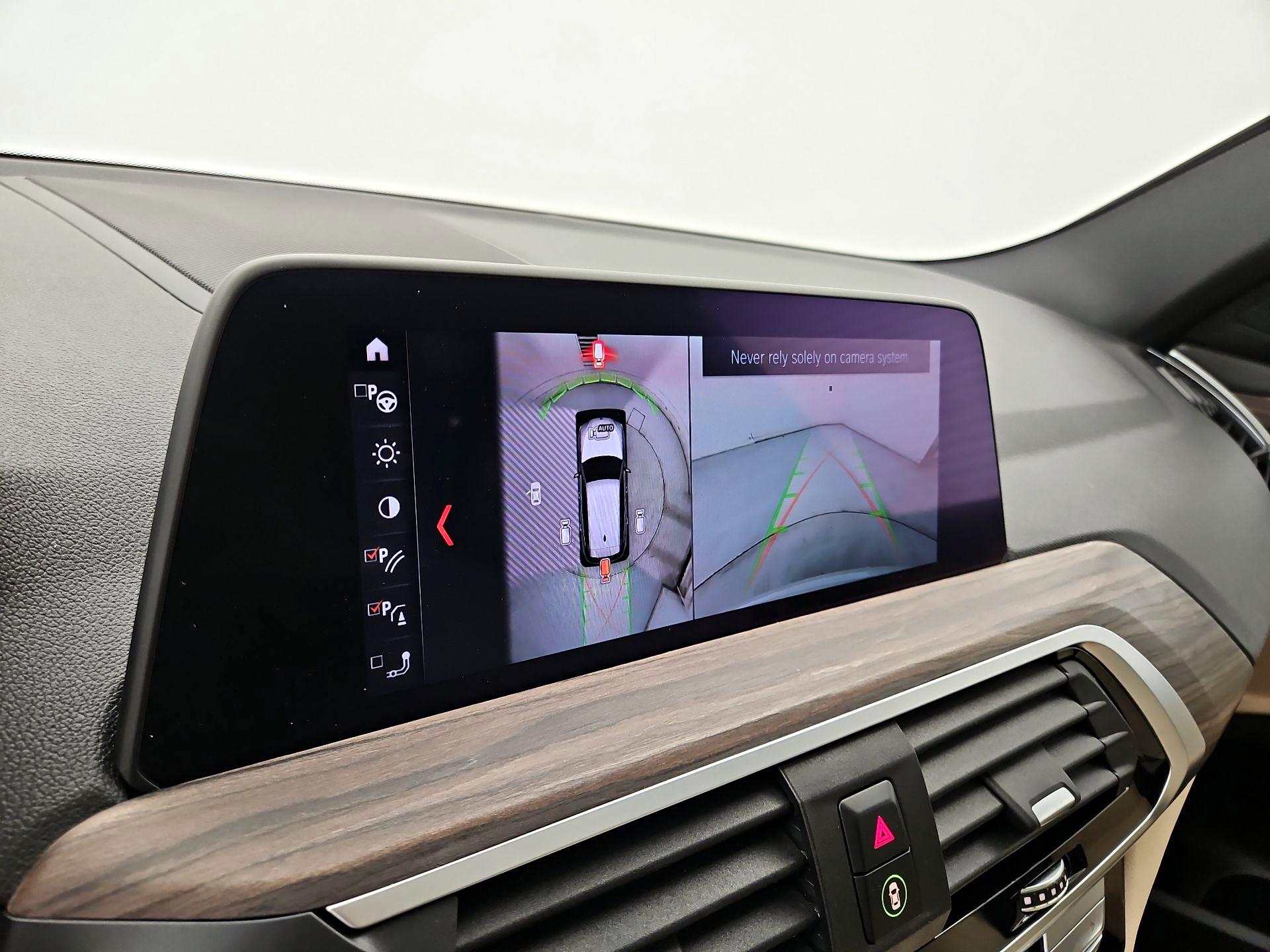 Thumbnail: 2021 BMW X3 - 15