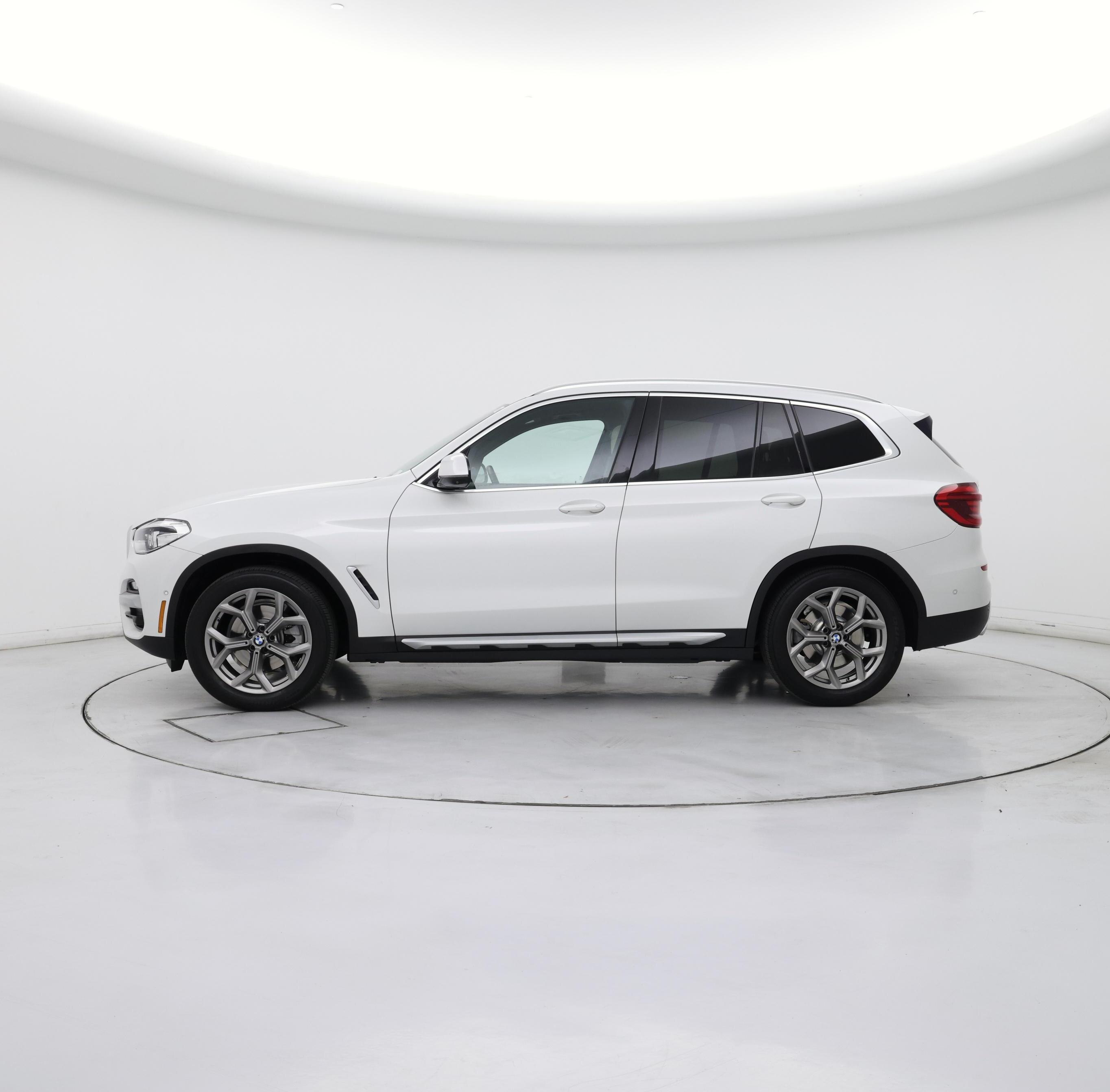 Thumbnail: 2021 BMW X3 - 3