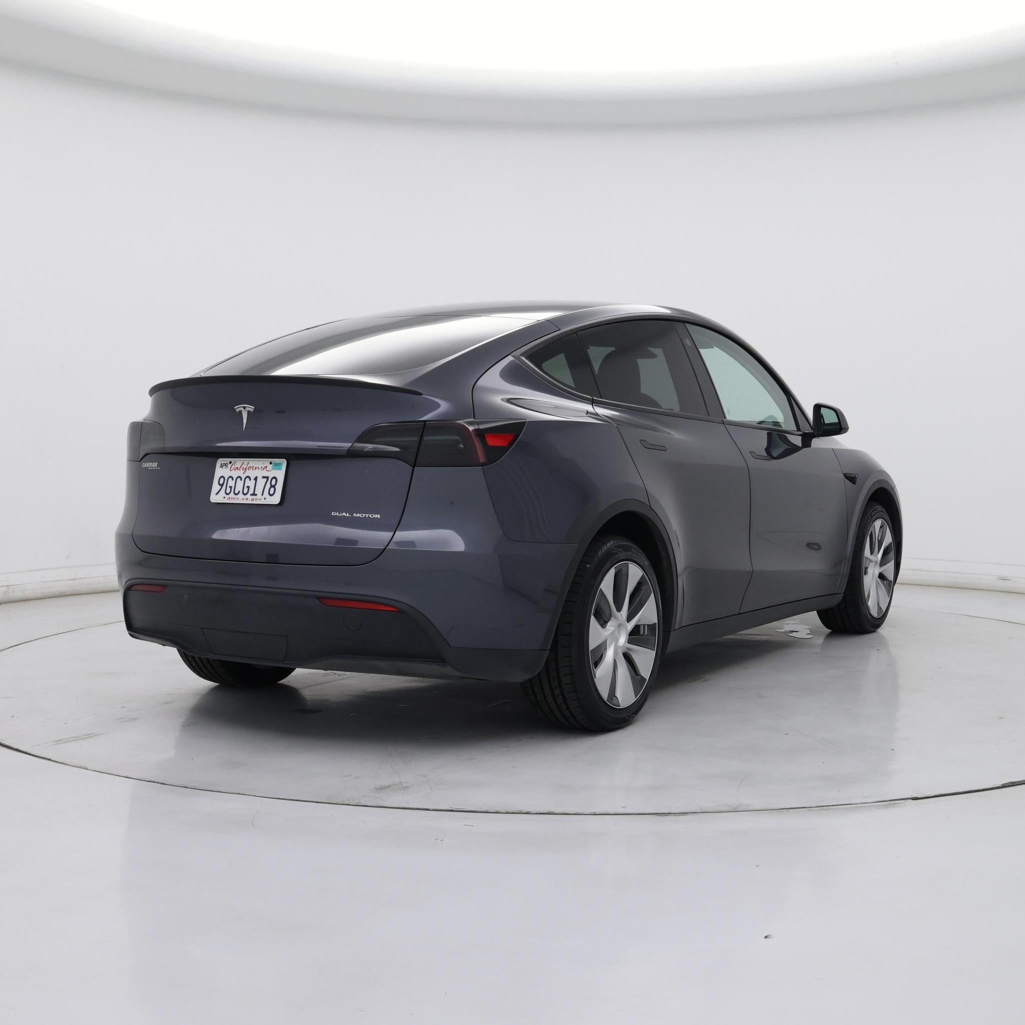 Thumbnail: 2023 Tesla Model Y - 8