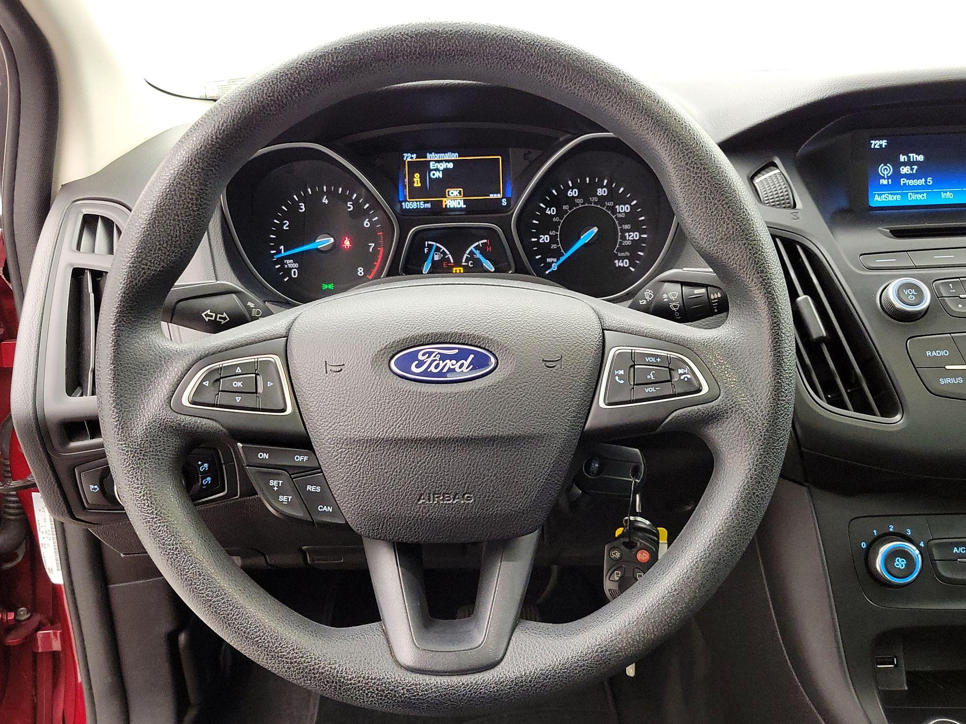 Thumbnail: 2015 Ford Focus - 10