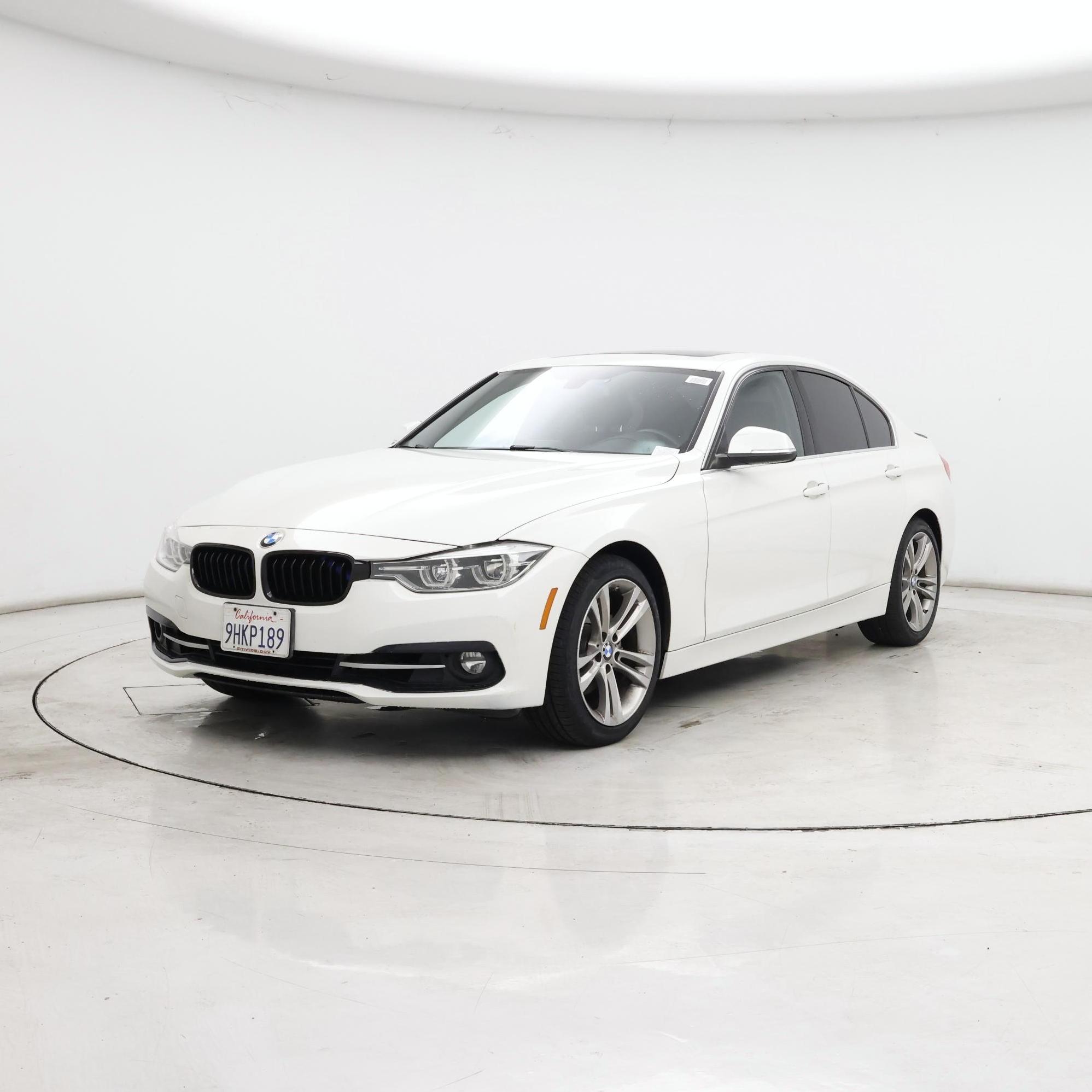 Thumbnail: 2018 BMW 3 Series - 4