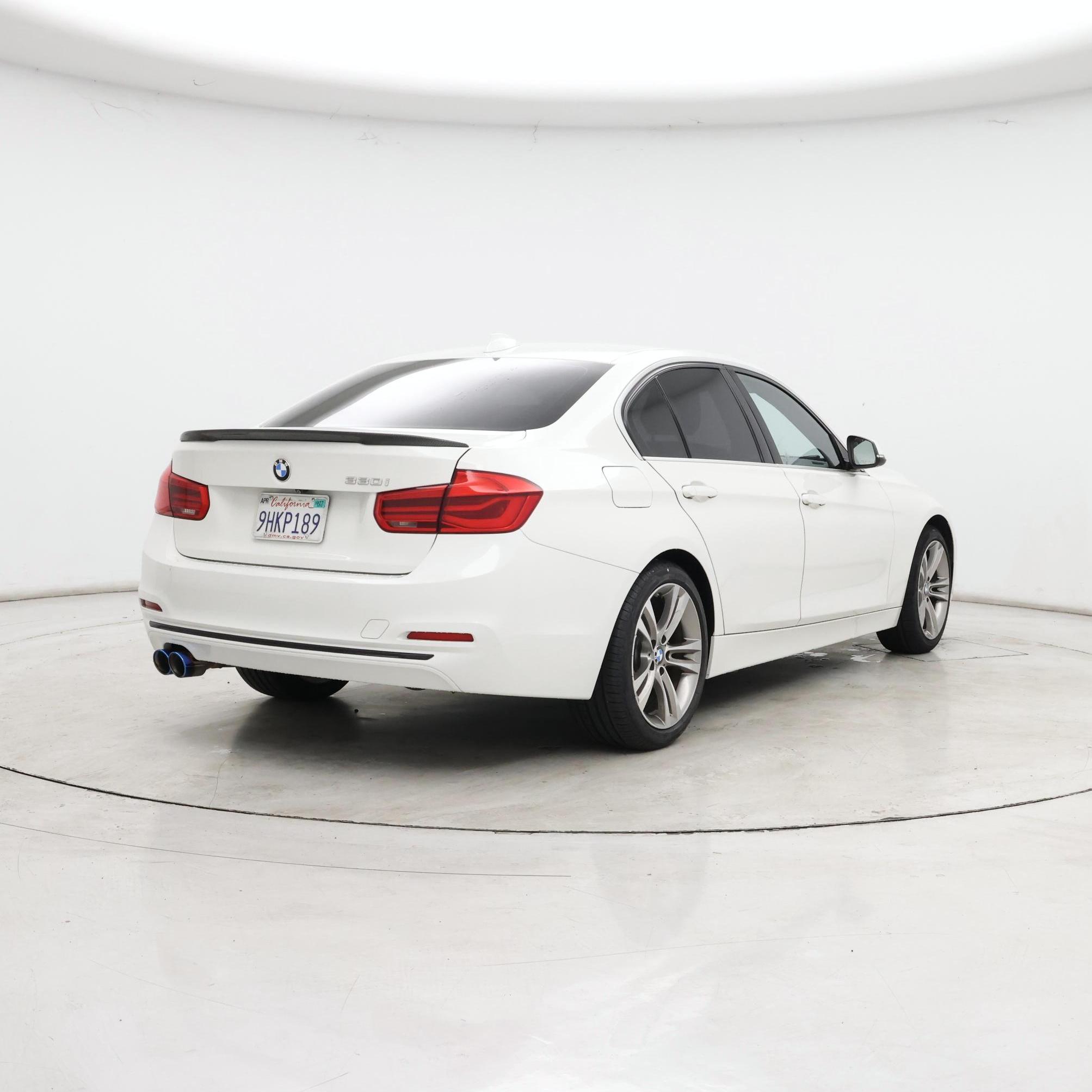 Thumbnail: 2018 BMW 3 Series - 8