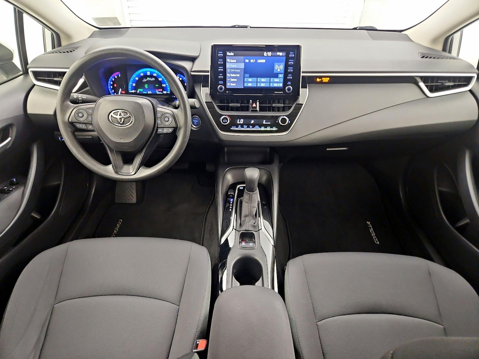 2021 Toyota Corolla LE - Photo 10