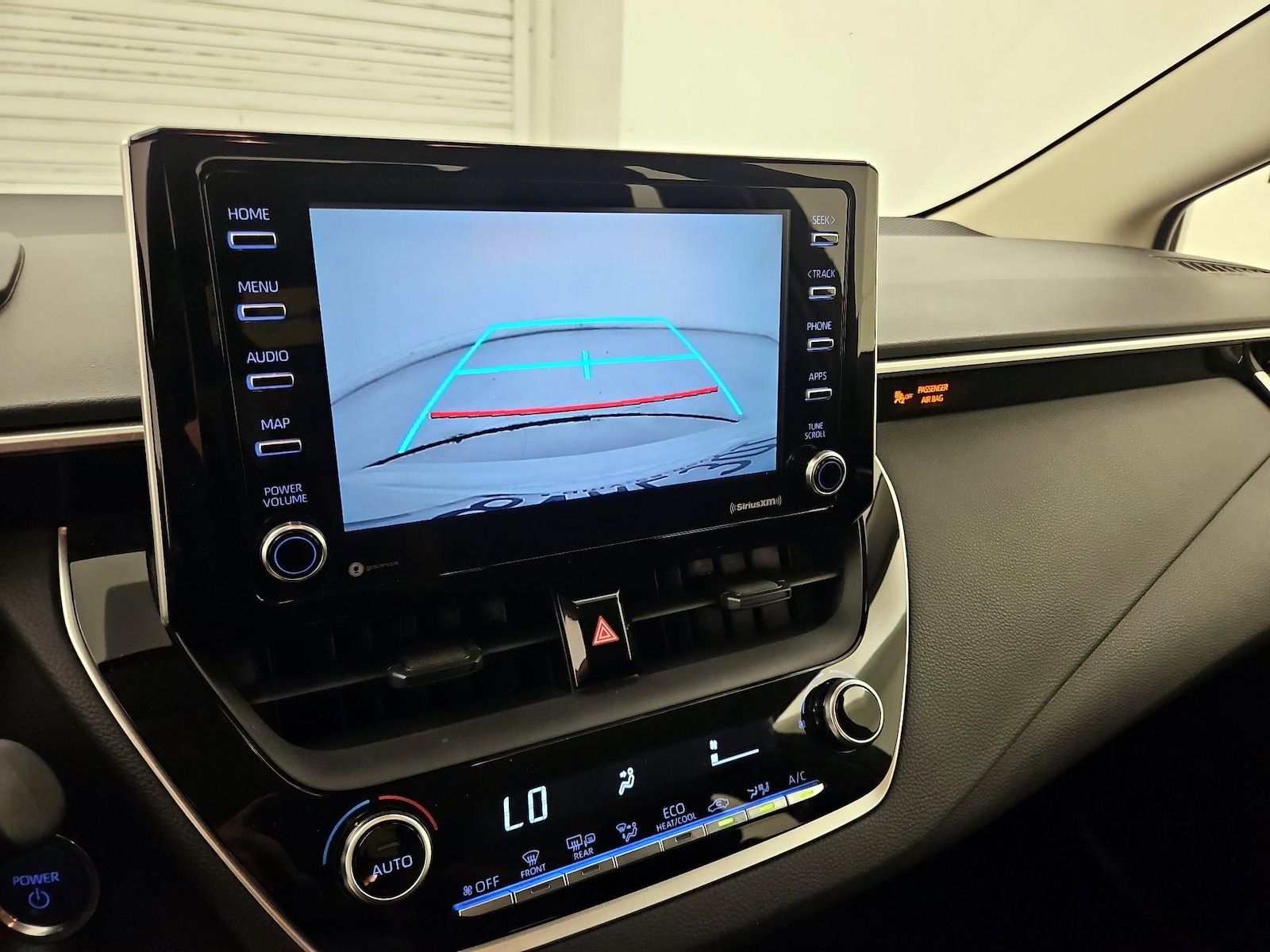 2021 Toyota Corolla LE - Photo 15