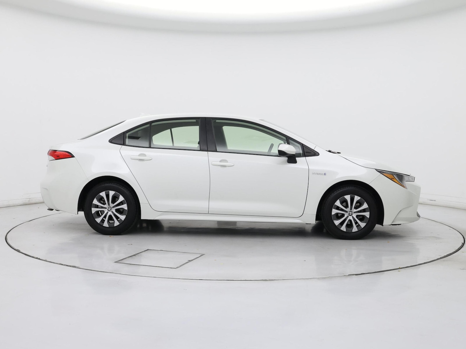 2021 Toyota Corolla LE - Photo 8