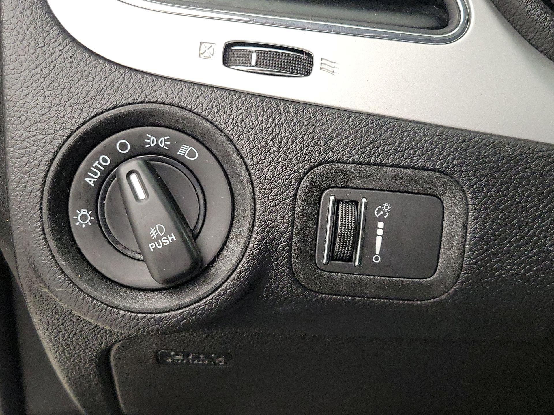 Thumbnail: 2019 Dodge Journey - 13
