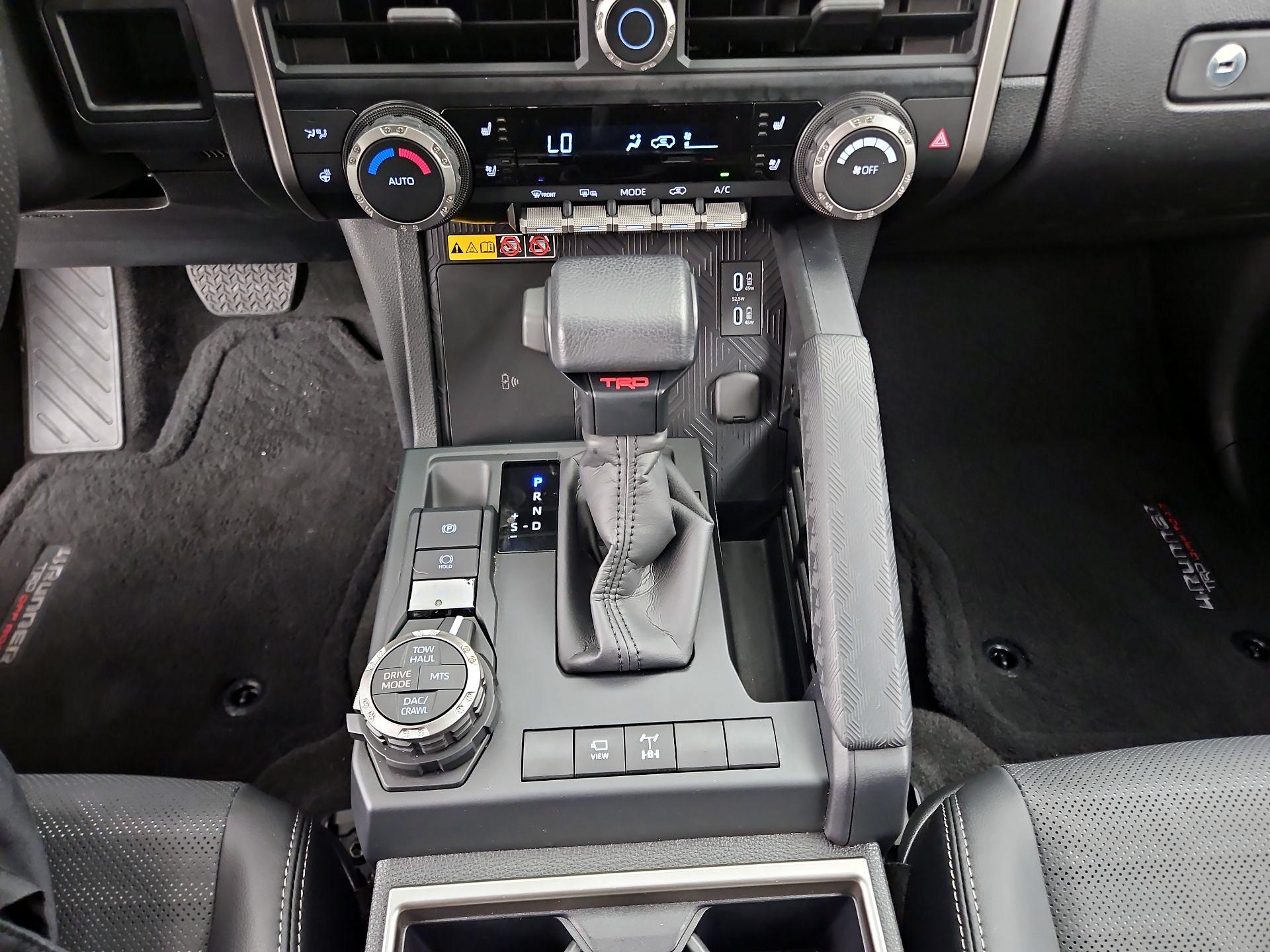 Thumbnail: 2025 Toyota 4Runner - 17