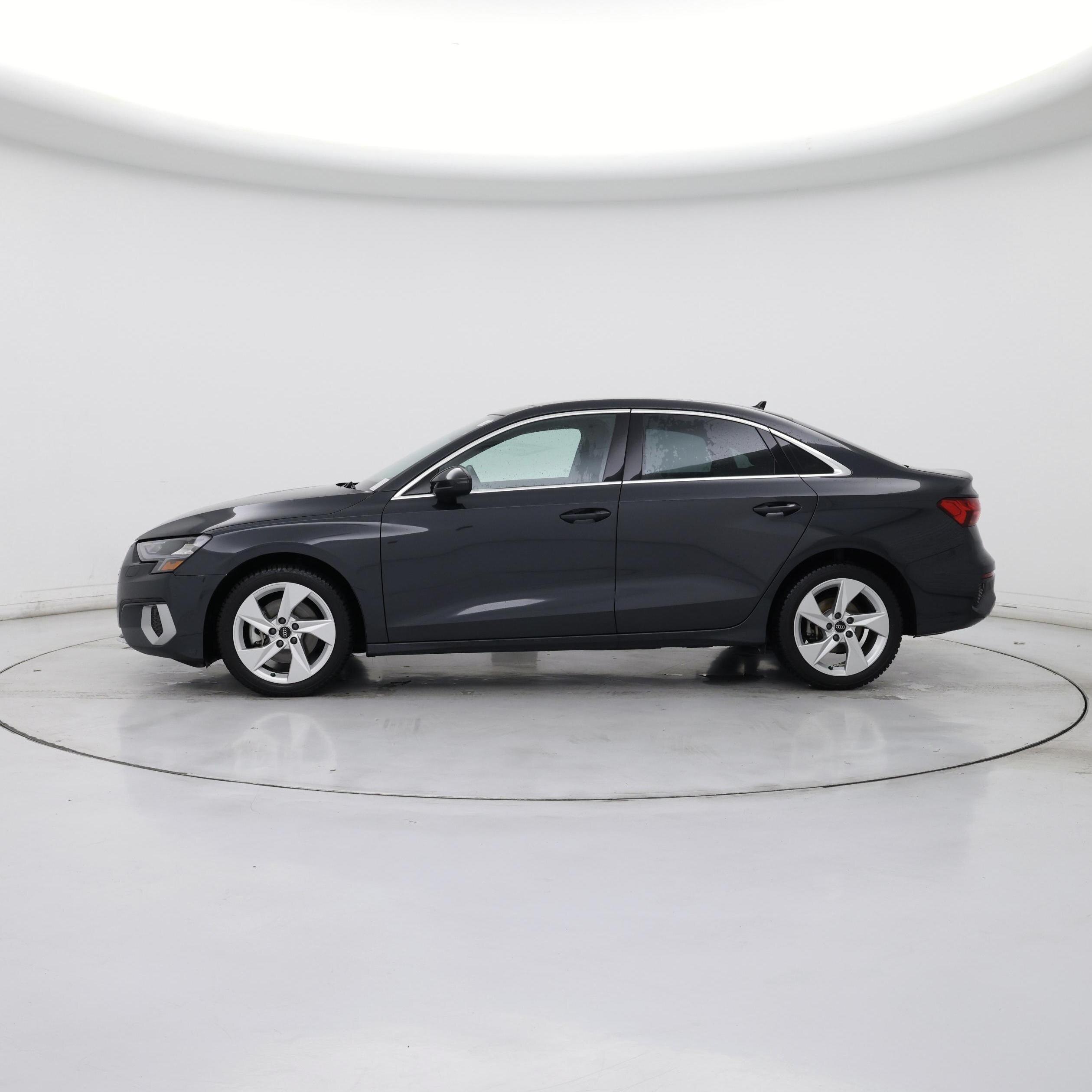 Thumbnail: 2022 Audi A3 - 3