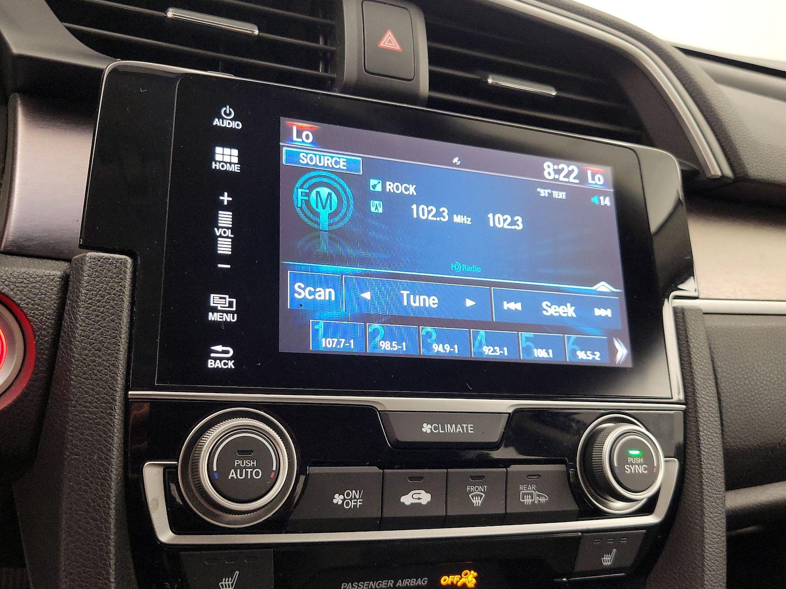 2016 Honda Civic EX-T - Photo 16