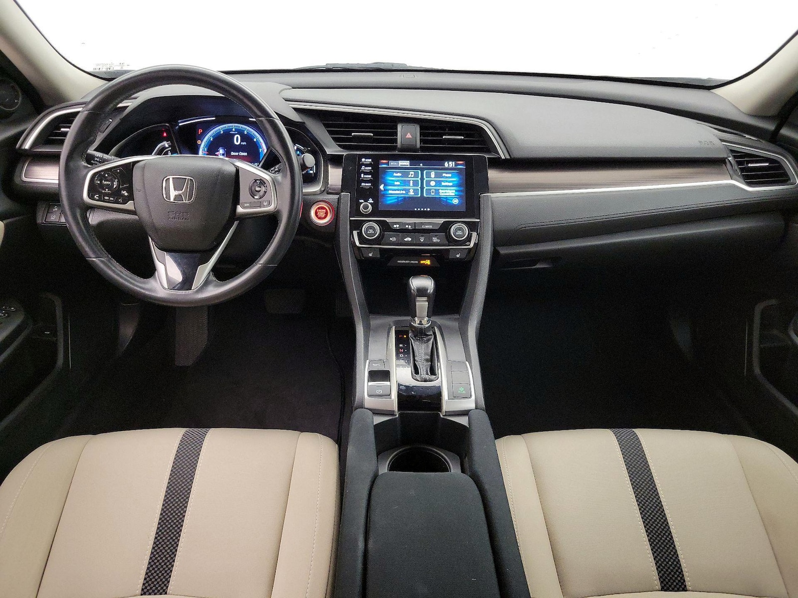 Apple CarPlay® & Android Auto™