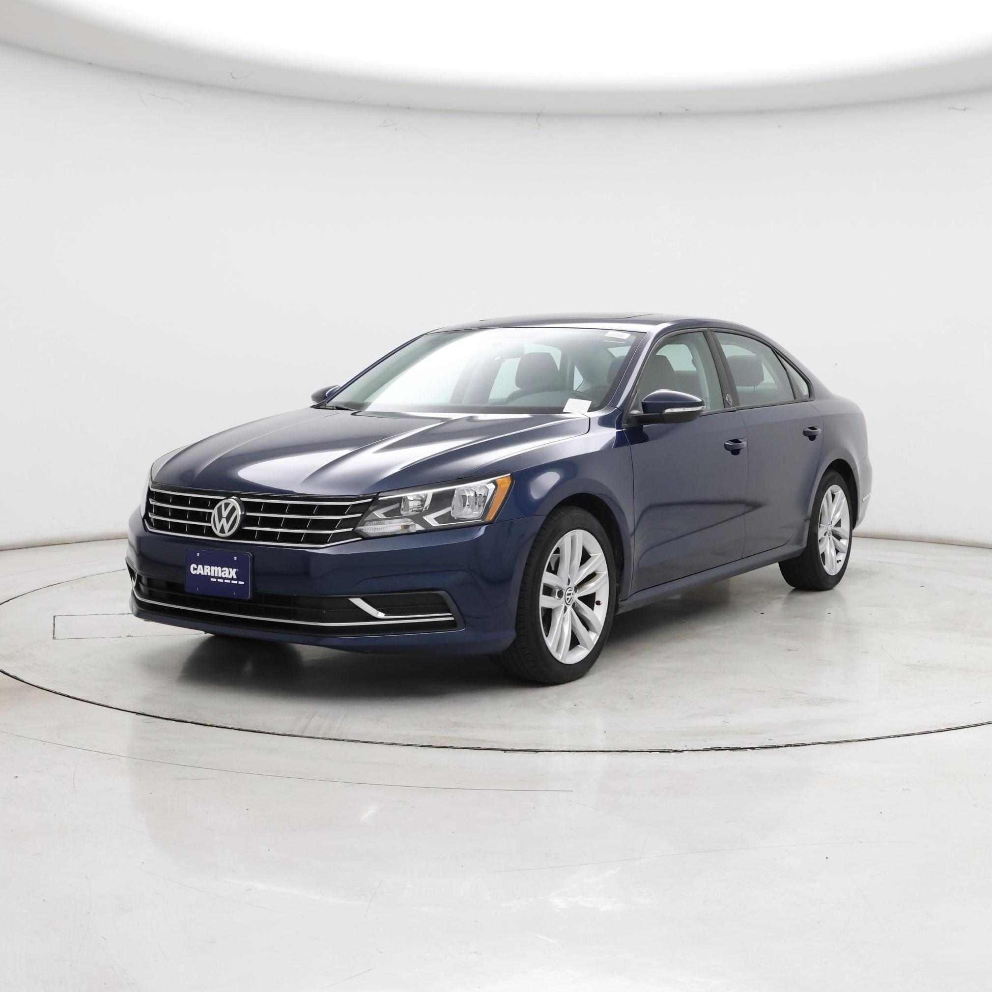 Thumbnail: 2019 Volkswagen Passat - 4