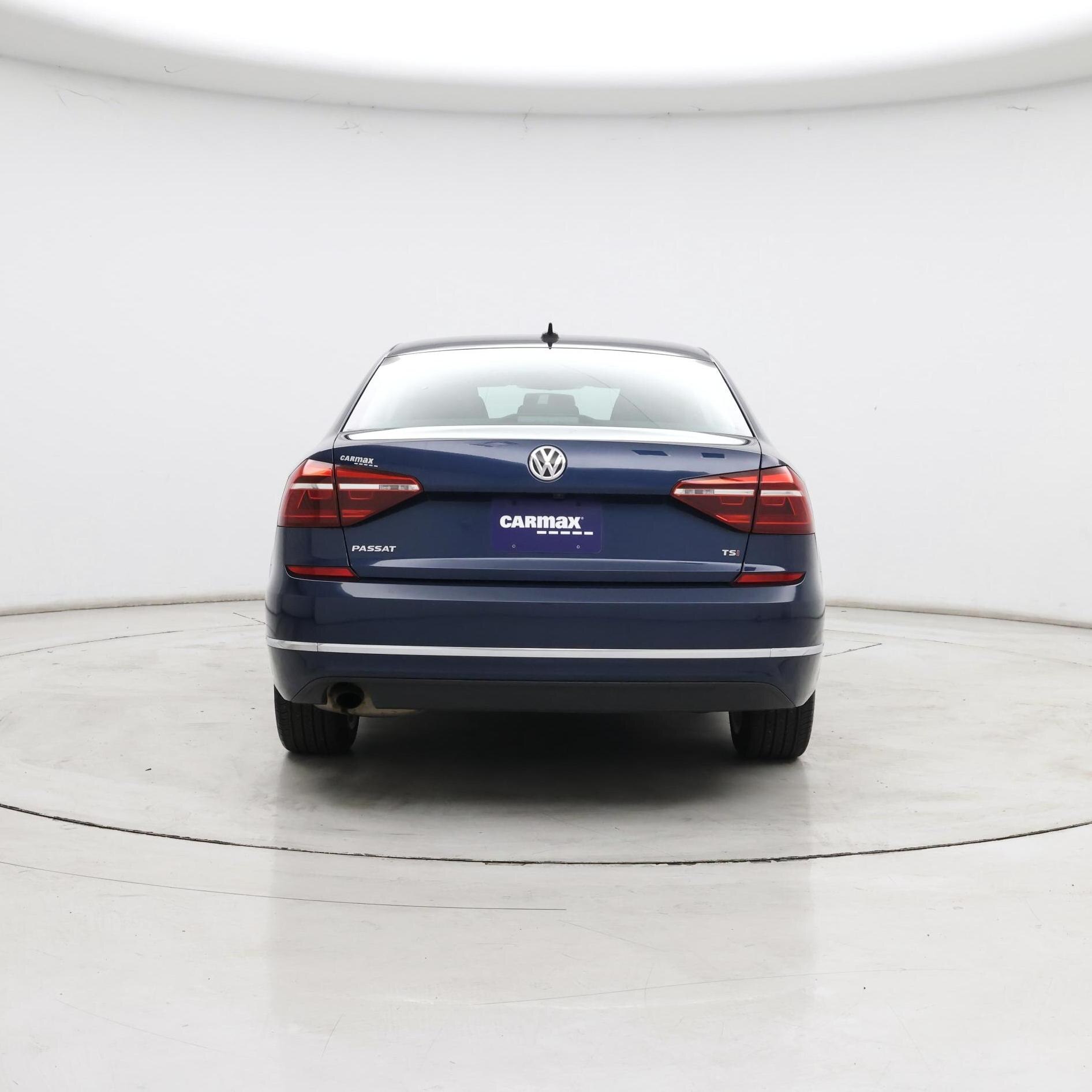 Thumbnail: 2019 Volkswagen Passat - 6