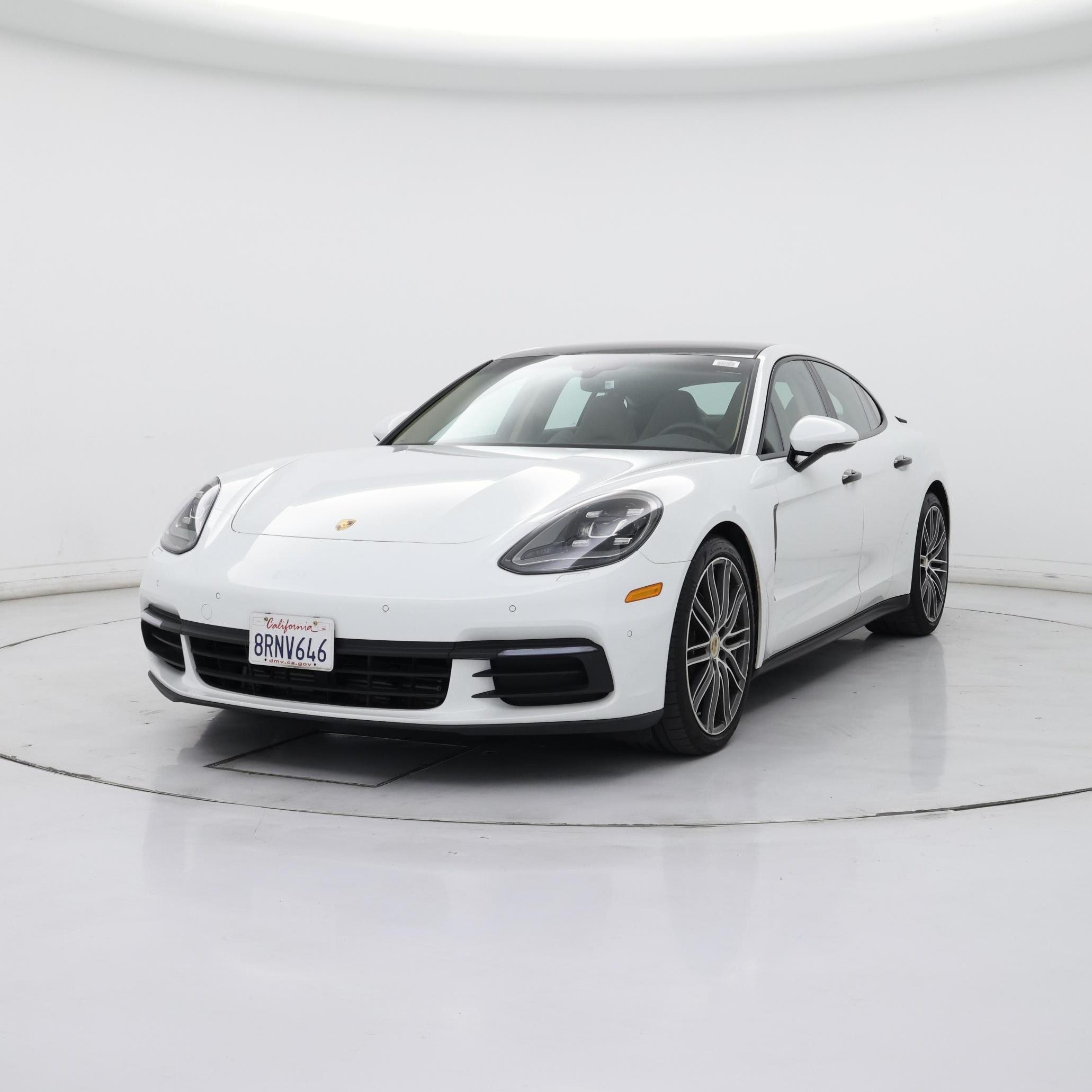 Thumbnail: 2020 Porsche Panamera - 4