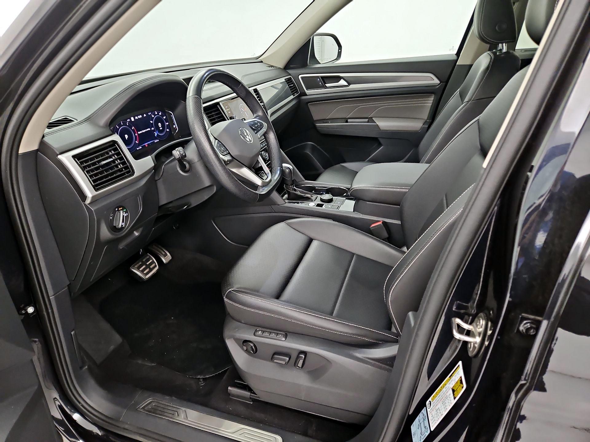 Thumbnail: 2022 Volkswagen Atlas - 11