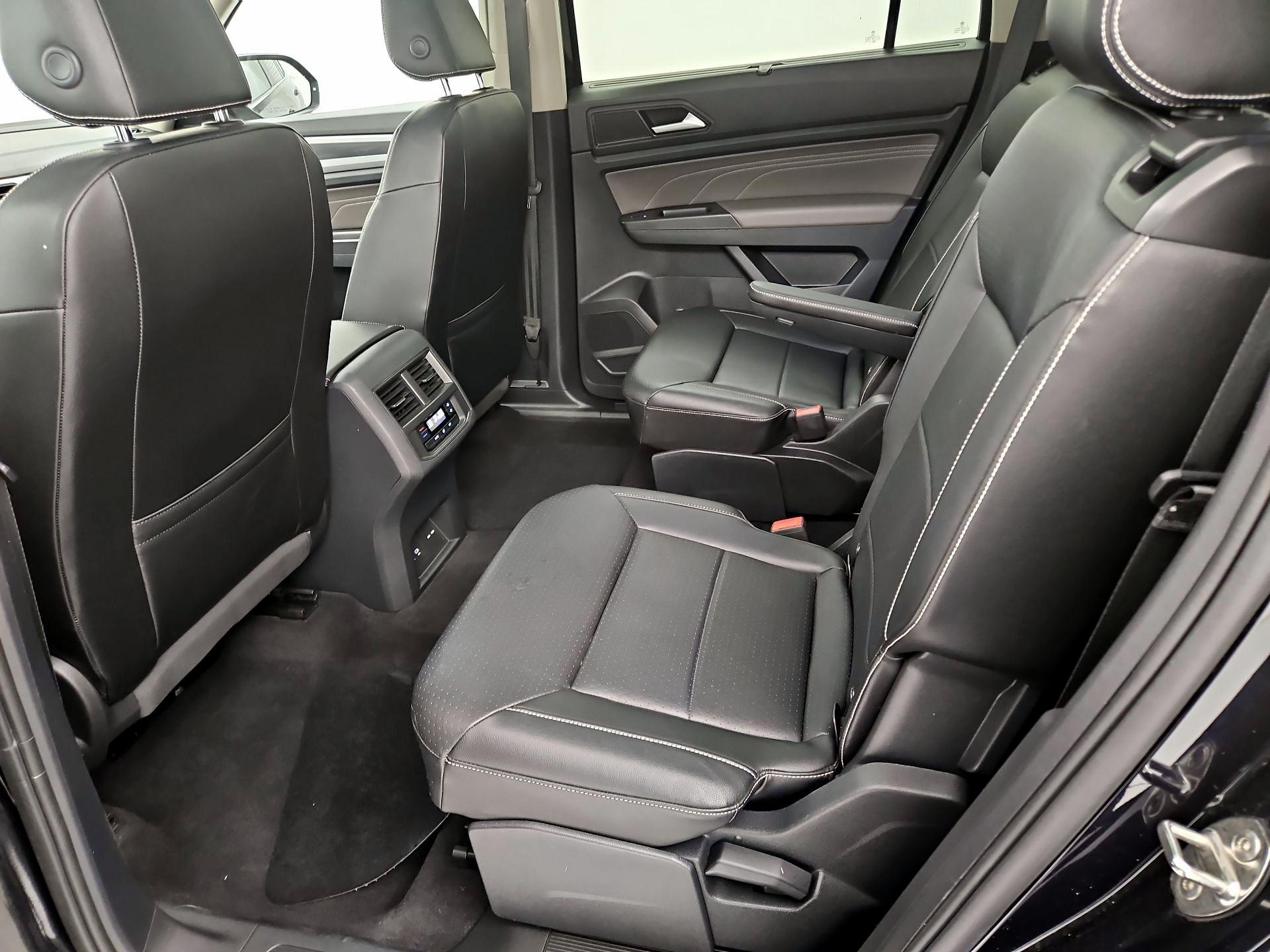 Thumbnail: 2022 Volkswagen Atlas - 20