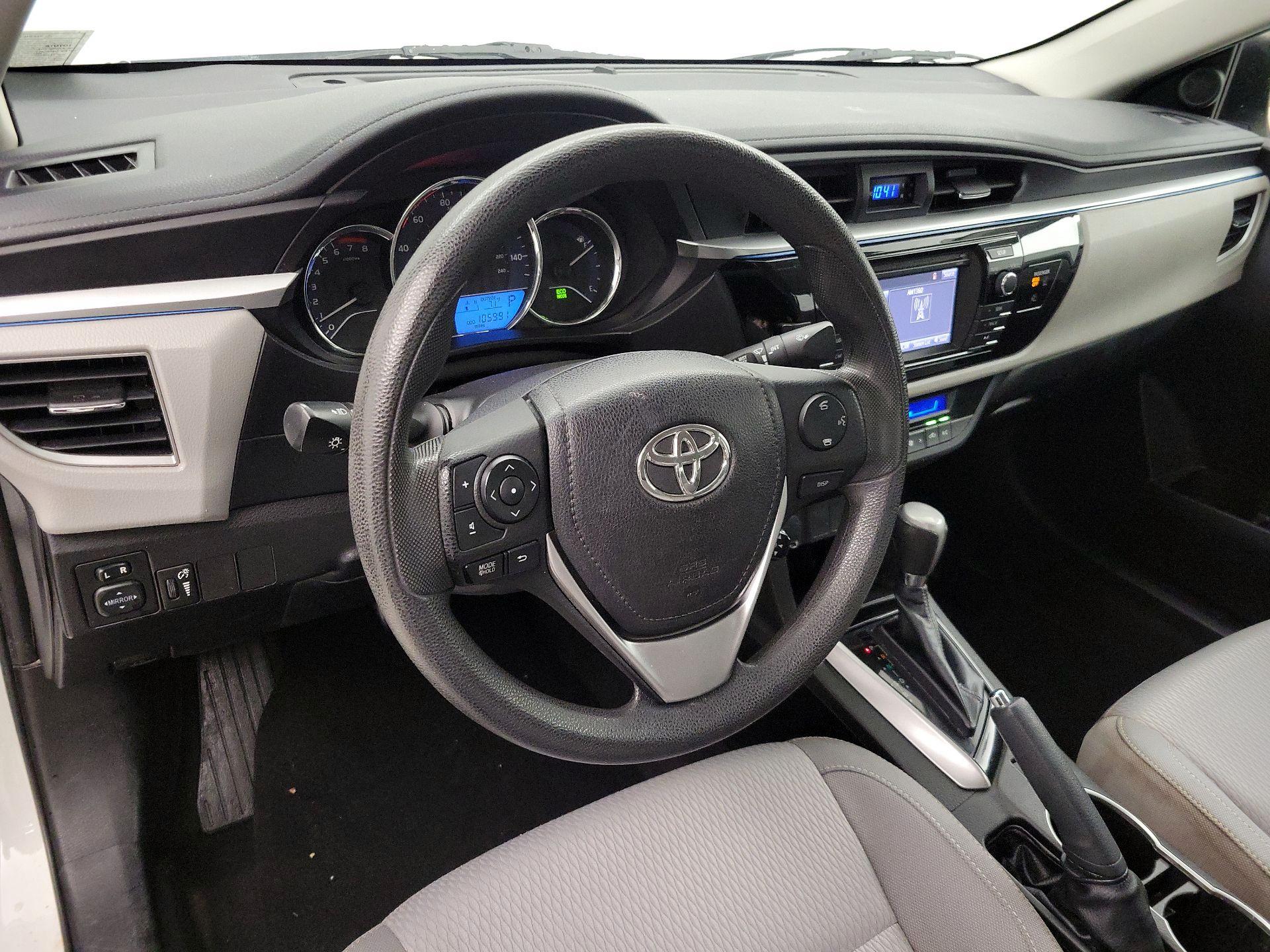 Thumbnail: 2014 Toyota Corolla - 9