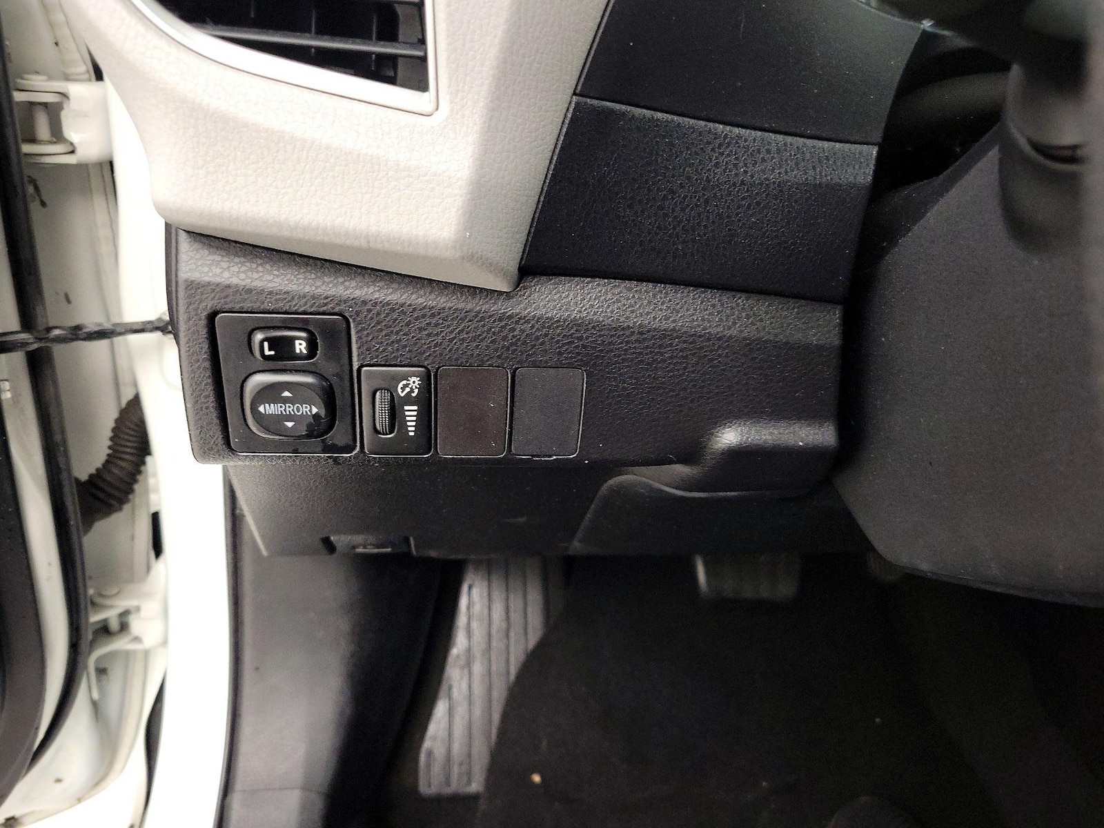 2014 Toyota Corolla LE Eco Plus - Photo 14