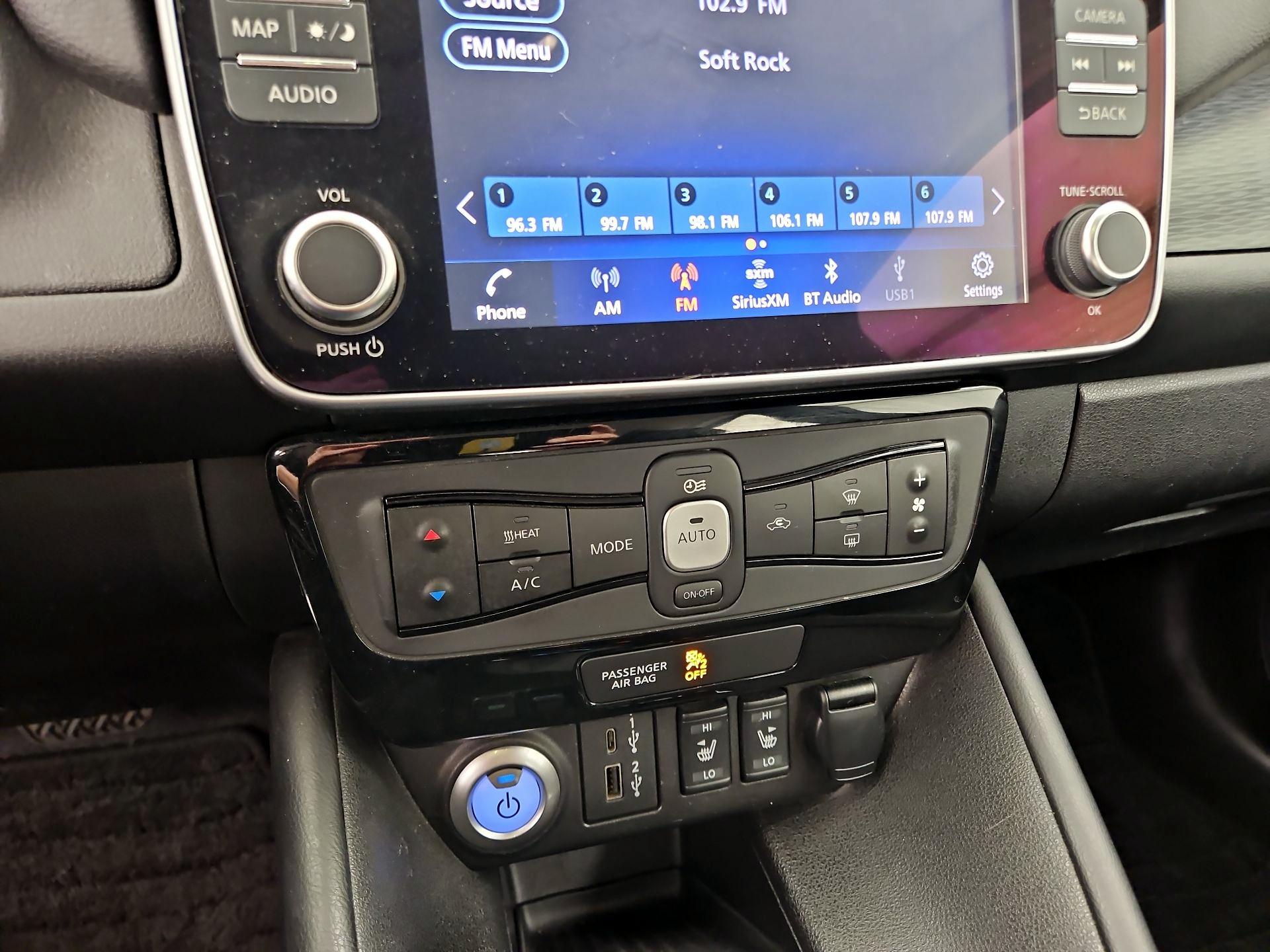 Thumbnail: 2021 Nissan Leaf - 16