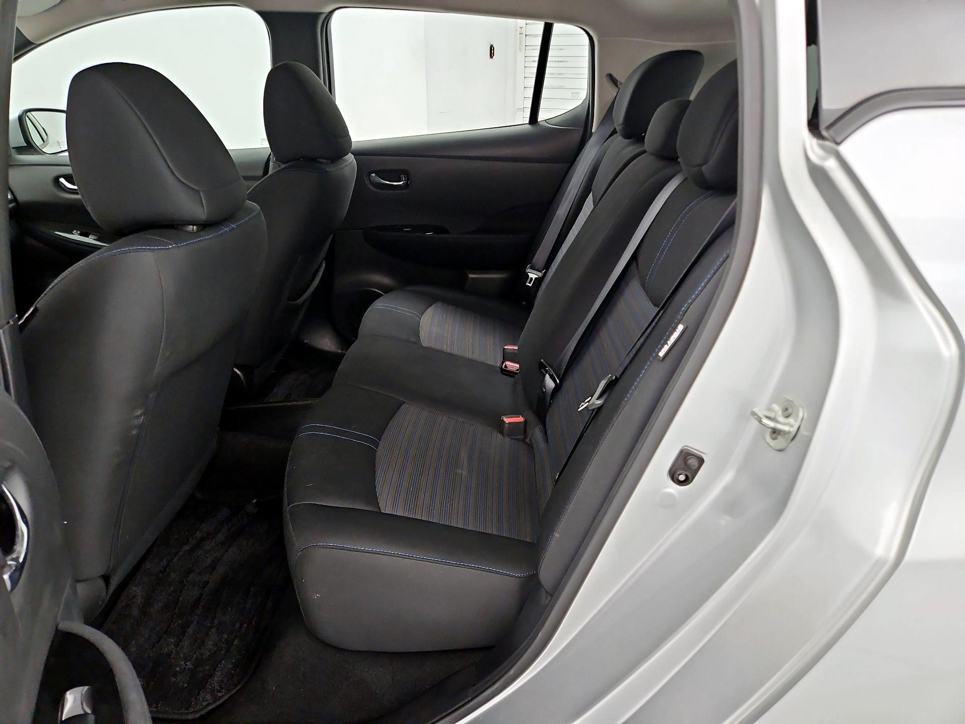 Thumbnail: 2021 Nissan Leaf - 19
