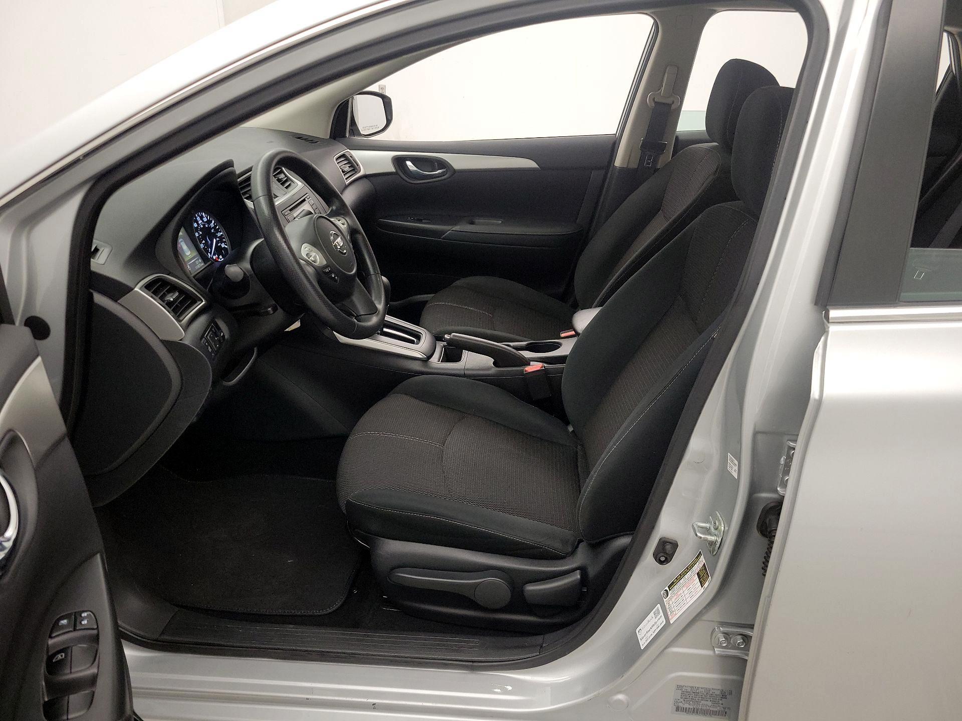 Thumbnail: 2018 Nissan Sentra - 11
