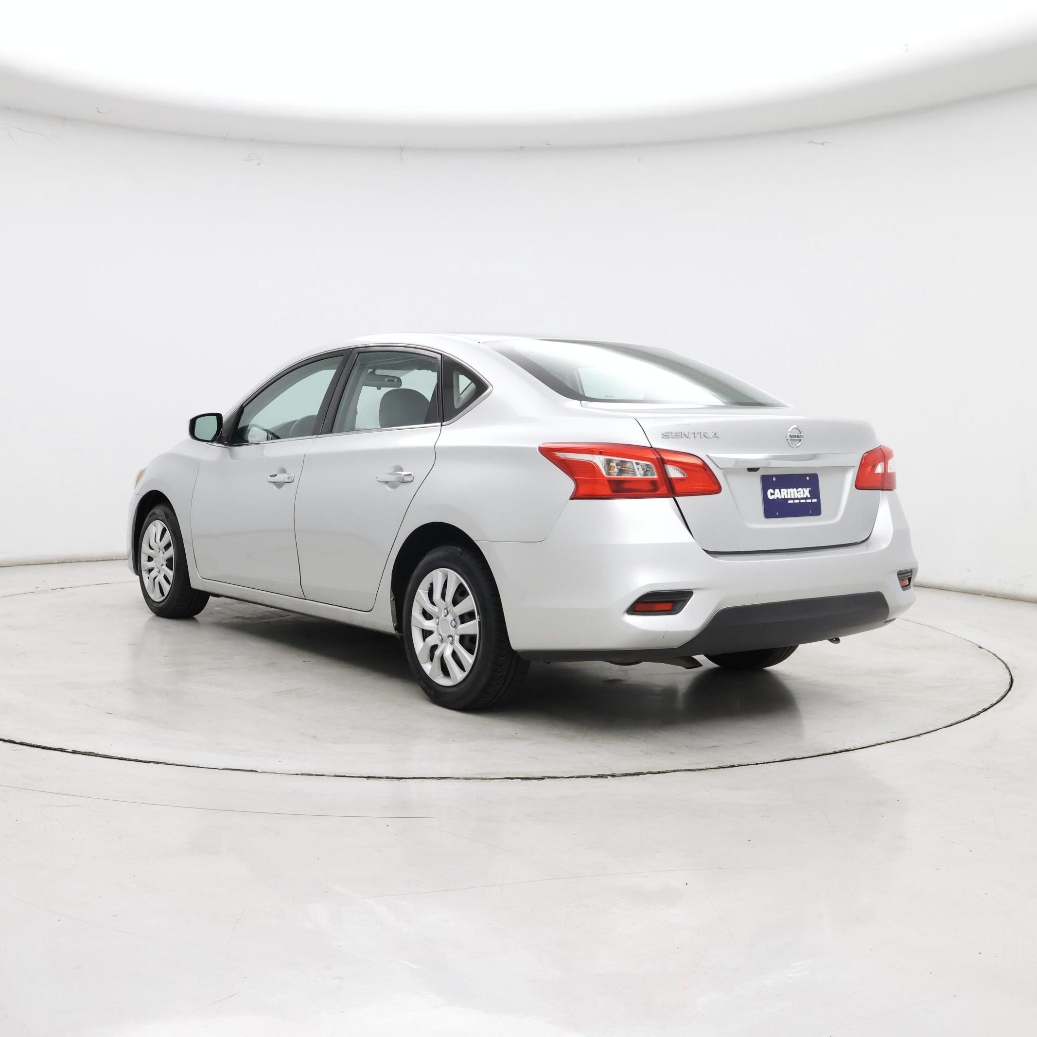Thumbnail: 2018 Nissan Sentra - 2