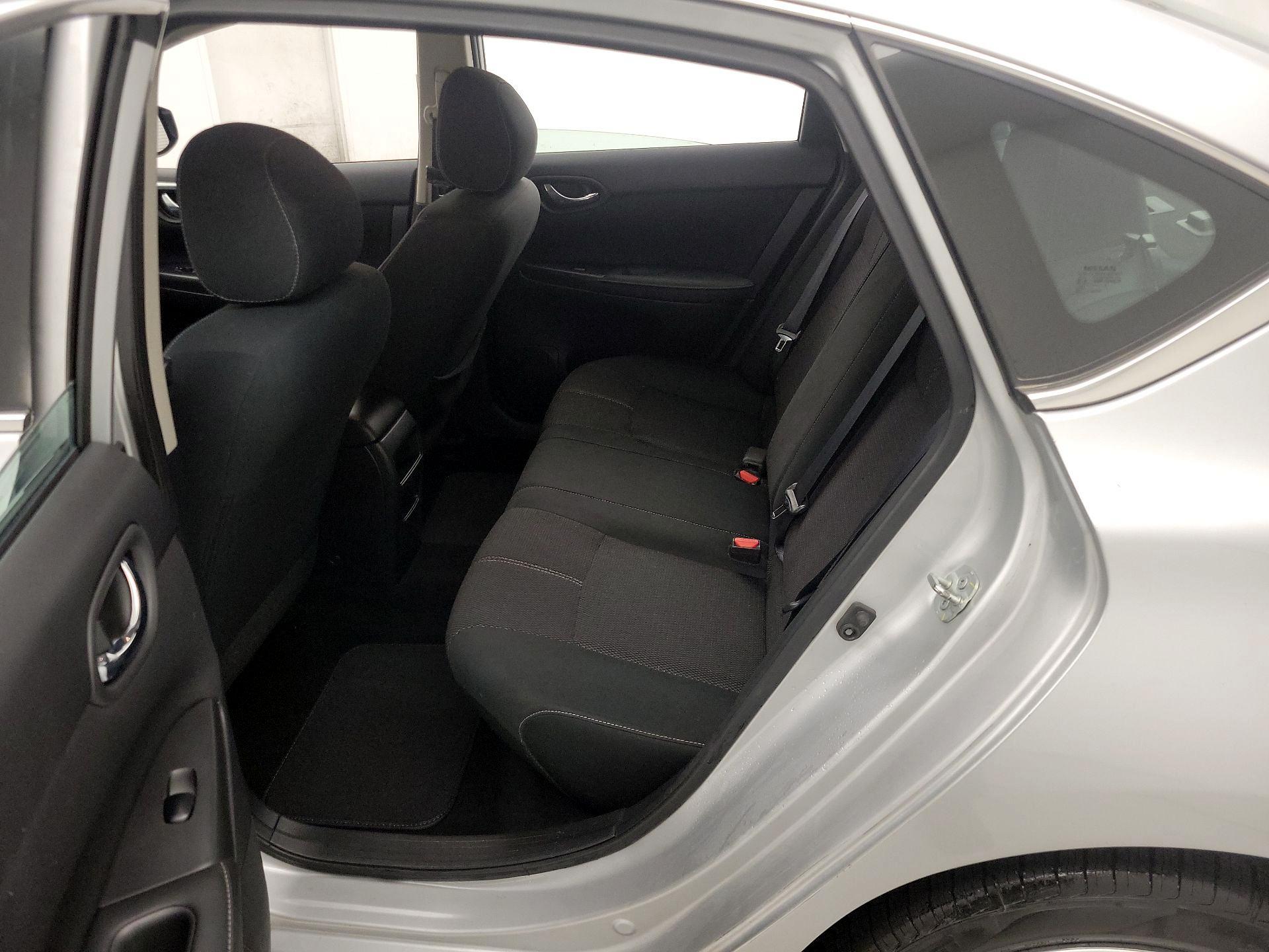 Thumbnail: 2018 Nissan Sentra - 19