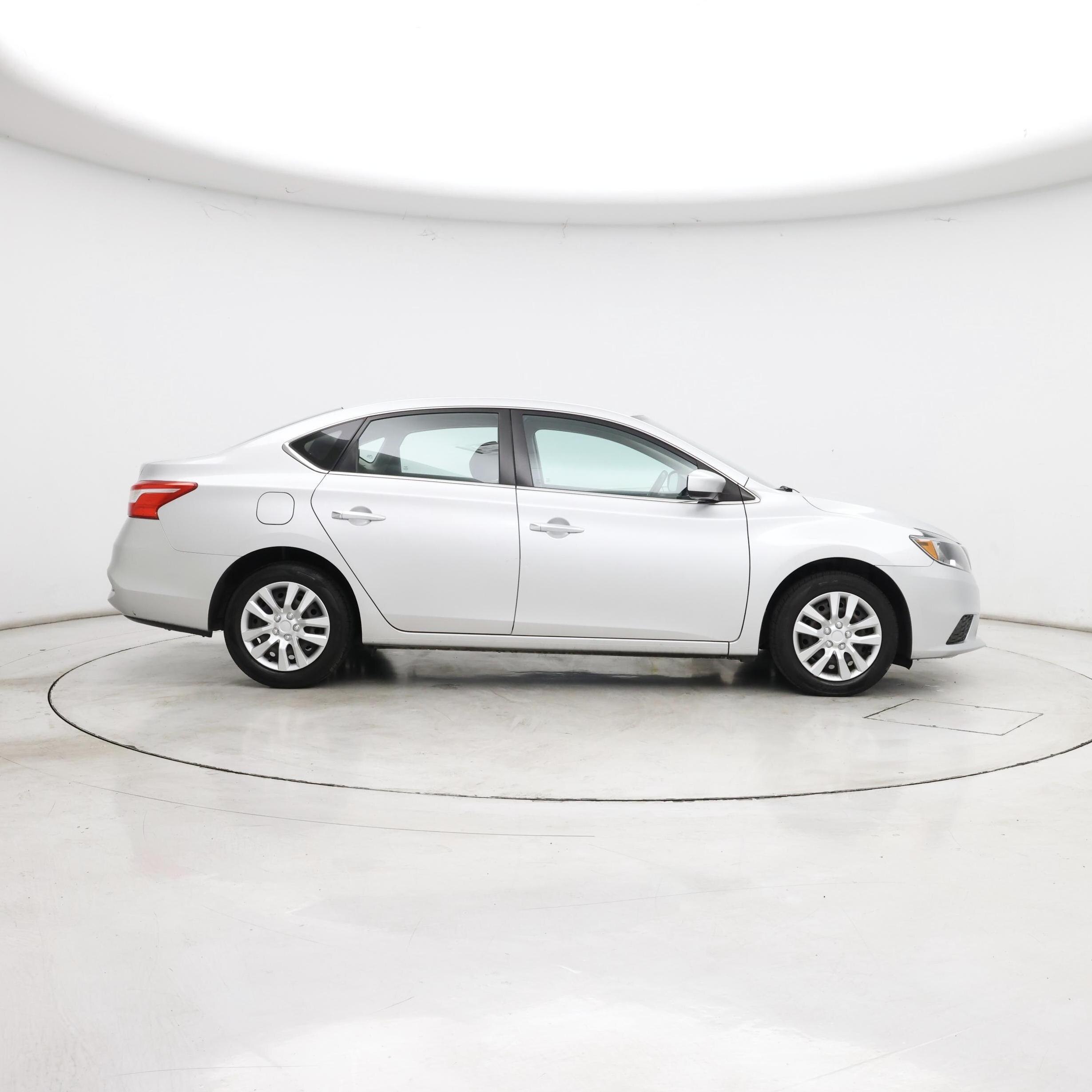 Thumbnail: 2018 Nissan Sentra - 7