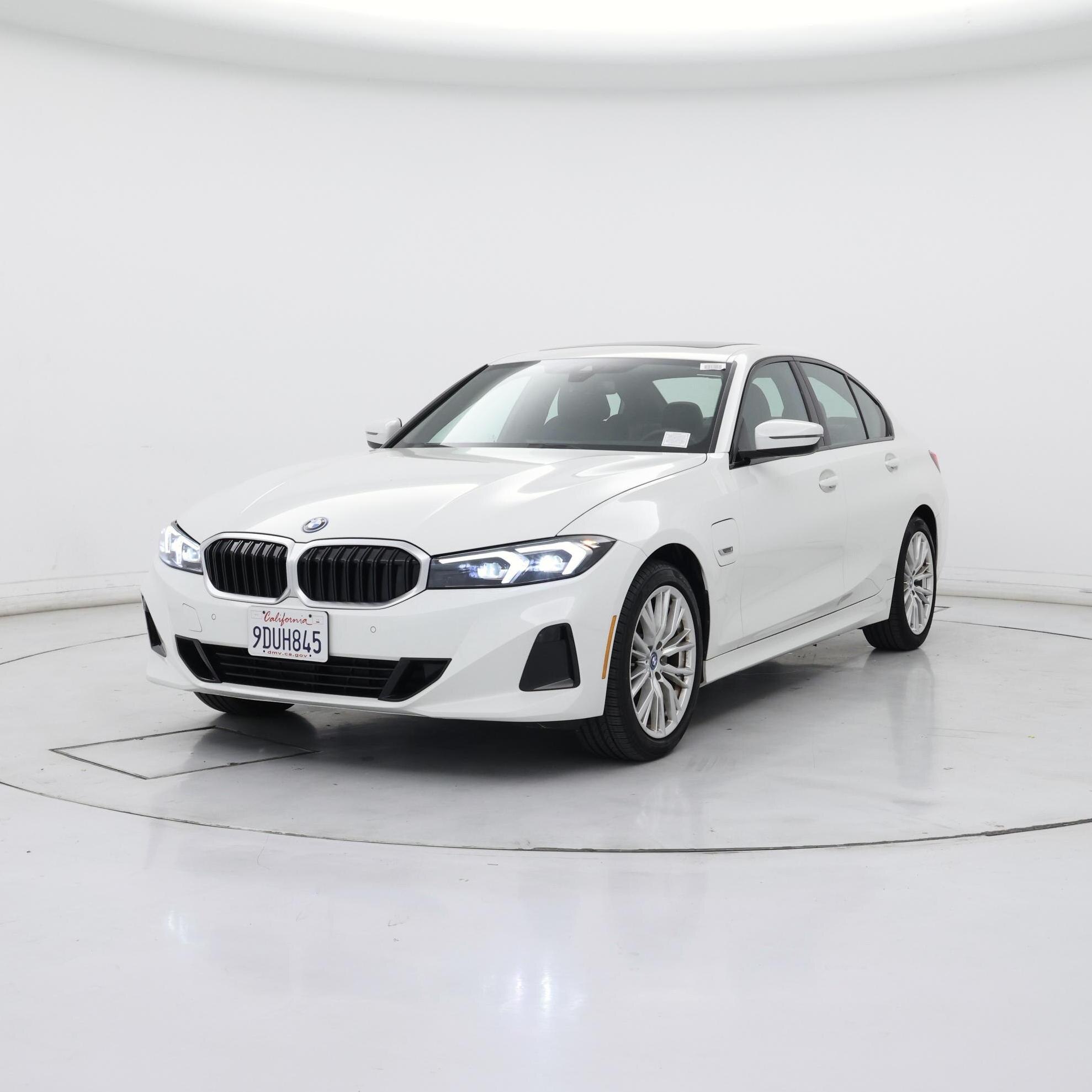 Thumbnail: 2023 BMW 3 Series - 4