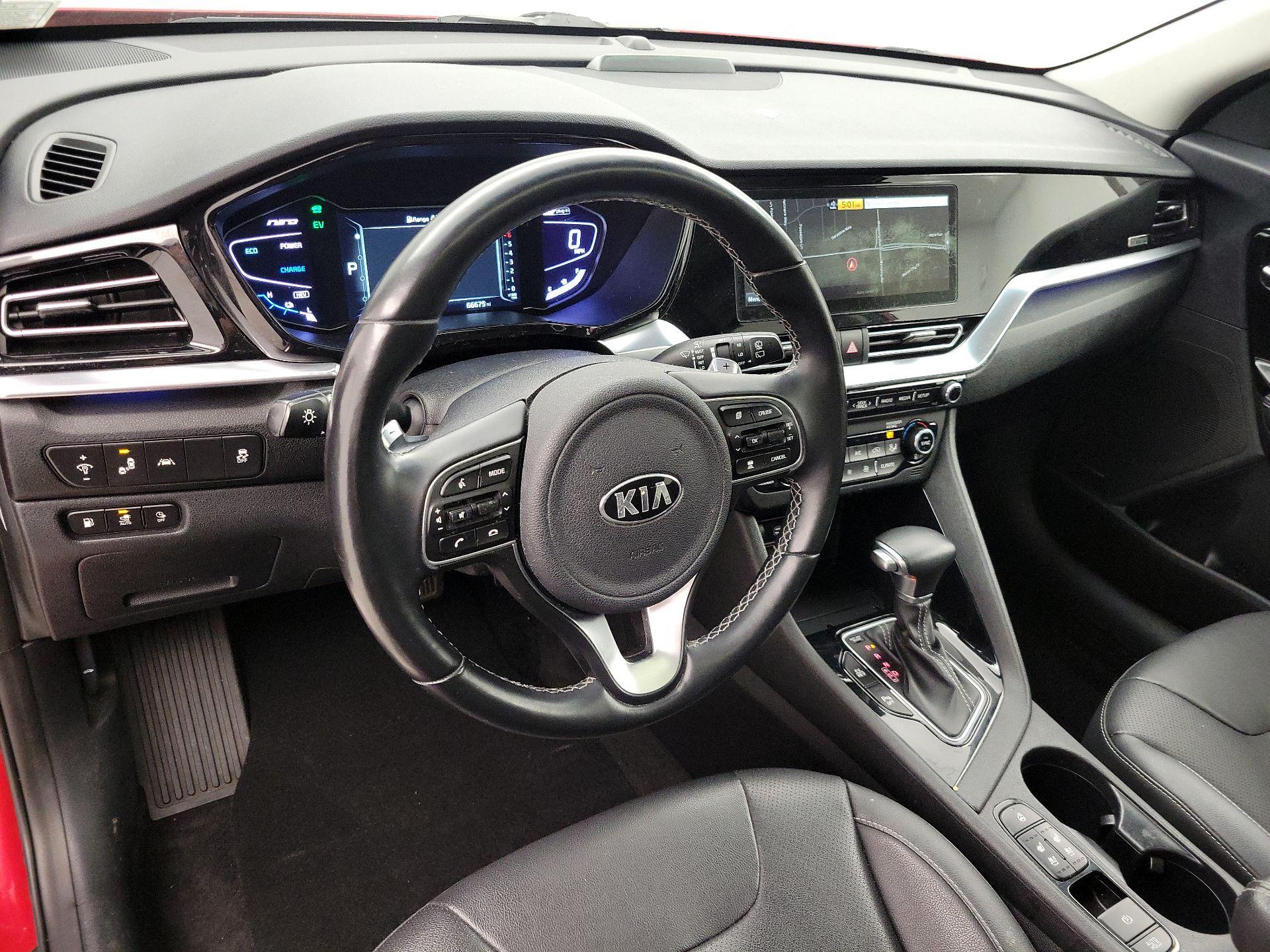 Thumbnail: 2020 Kia Niro - 9