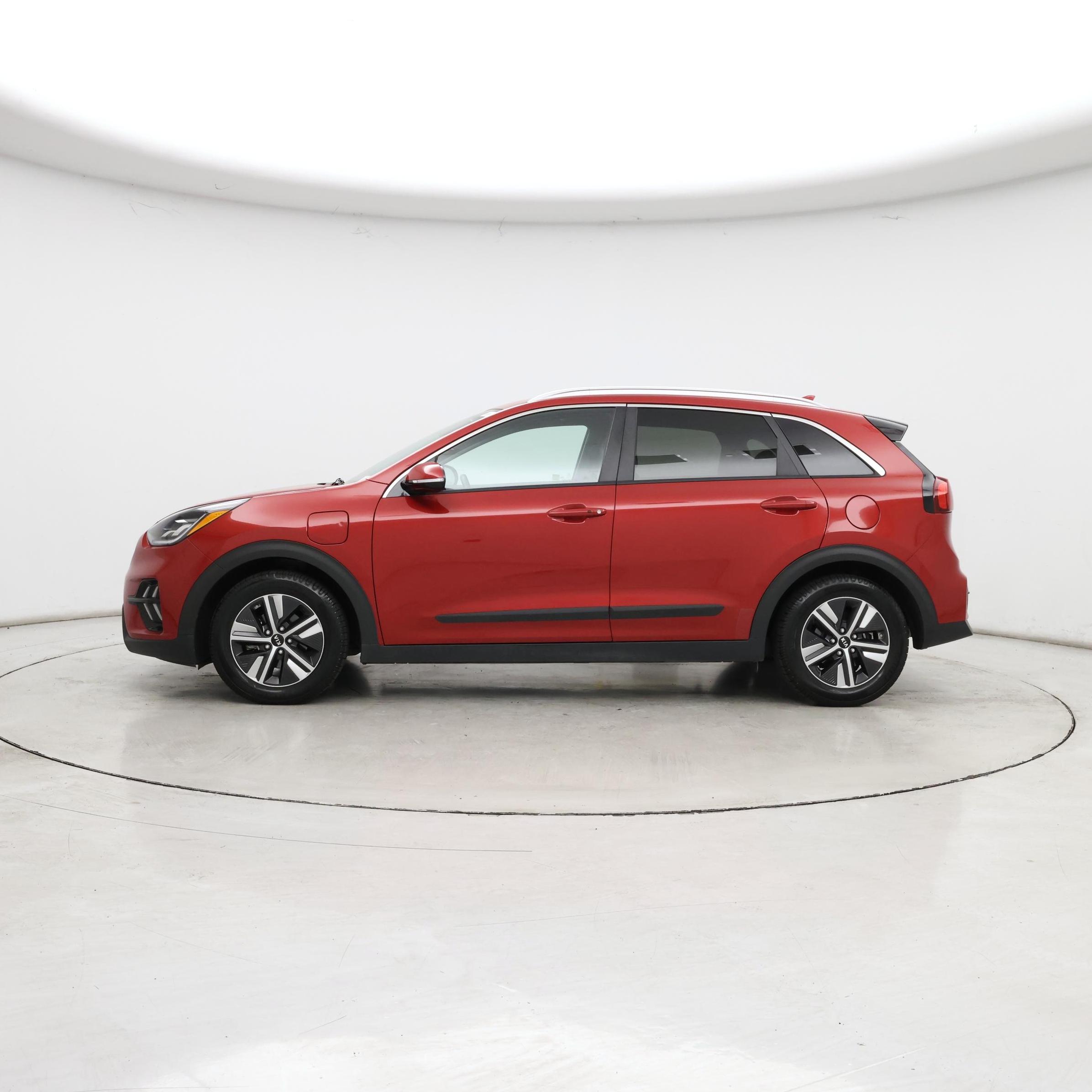 Thumbnail: 2020 Kia Niro - 3