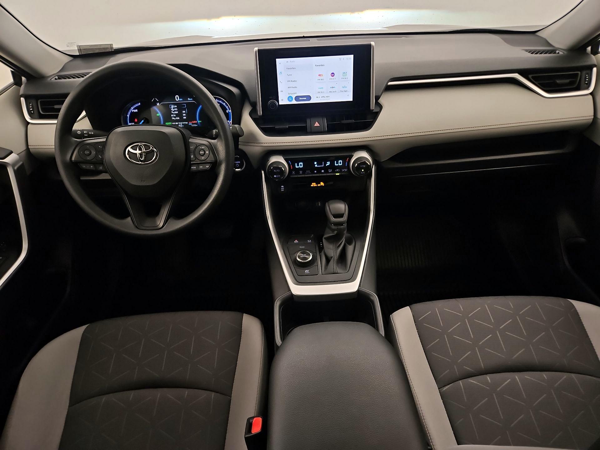 Thumbnail: 2025 Toyota RAV4 - 9
