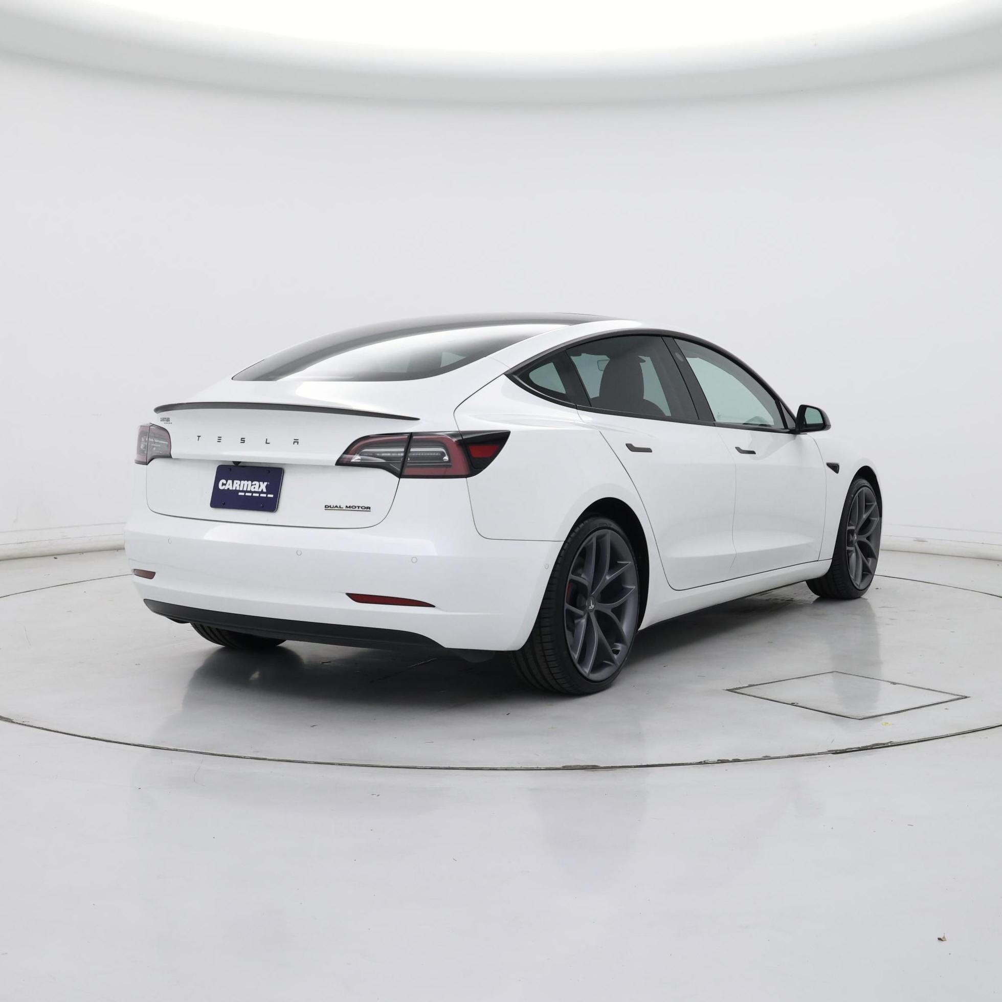 Thumbnail: 2022 Tesla Model 3 - 8