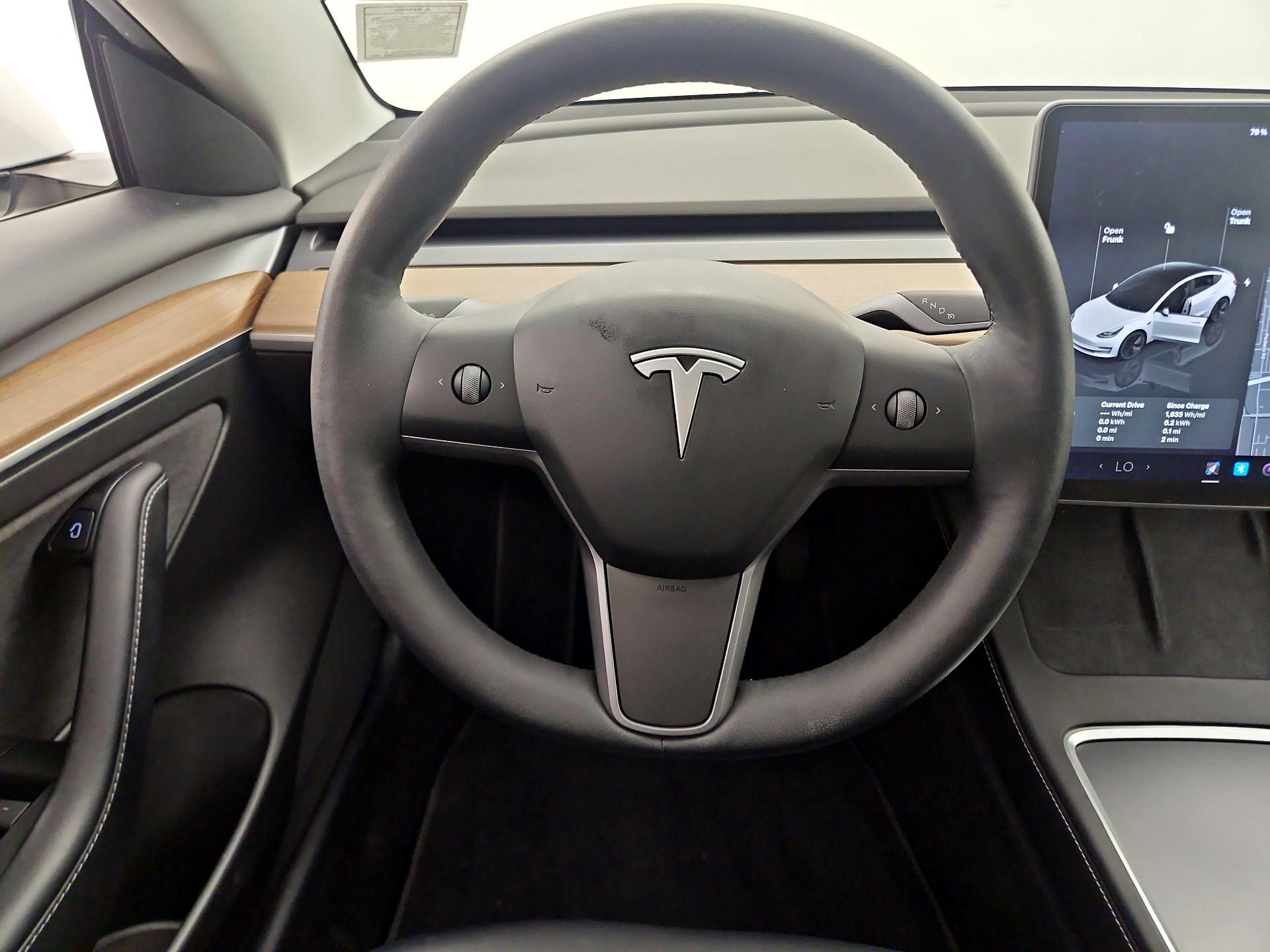 Thumbnail: 2022 Tesla Model 3 - 10