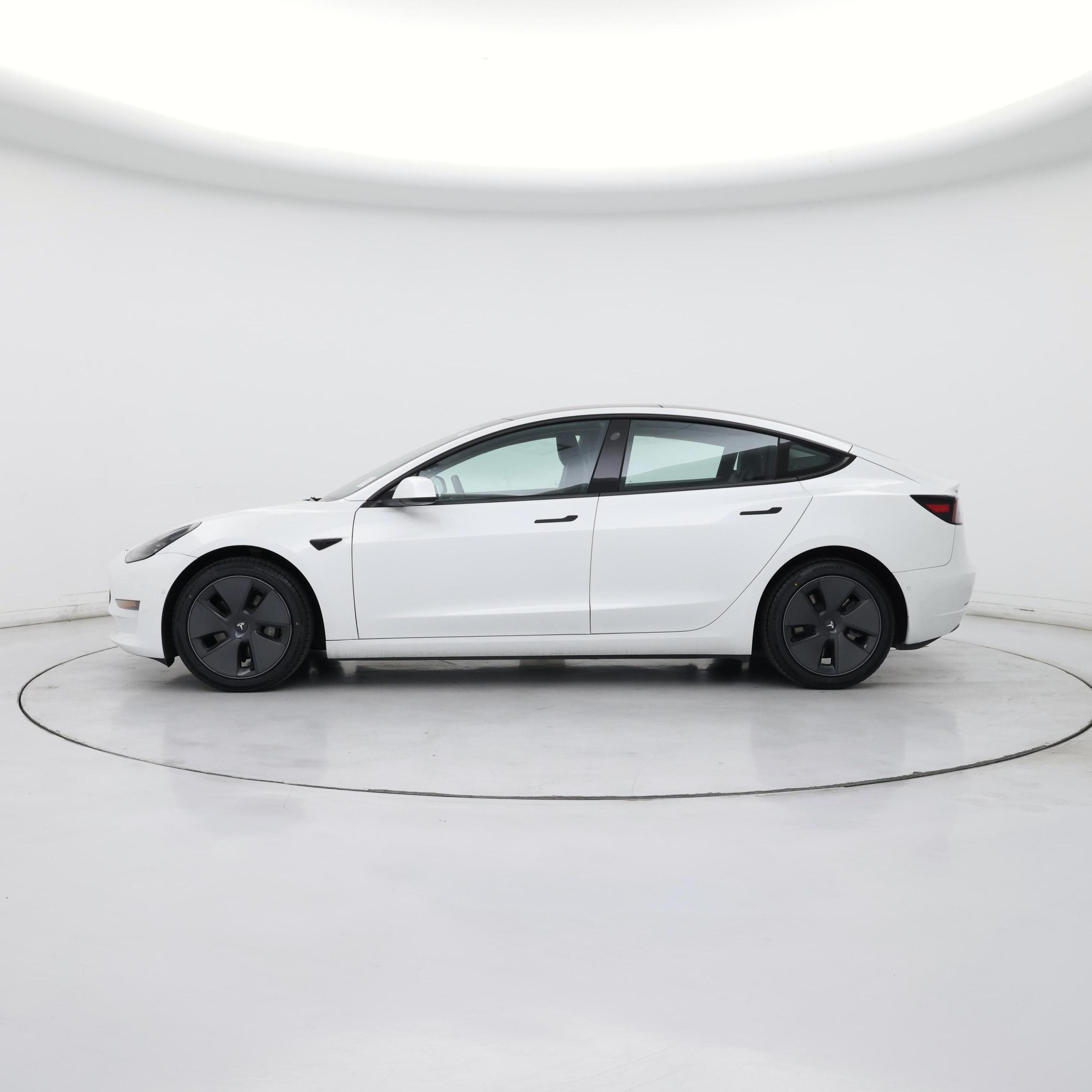 Thumbnail: 2022 Tesla Model 3 - 3