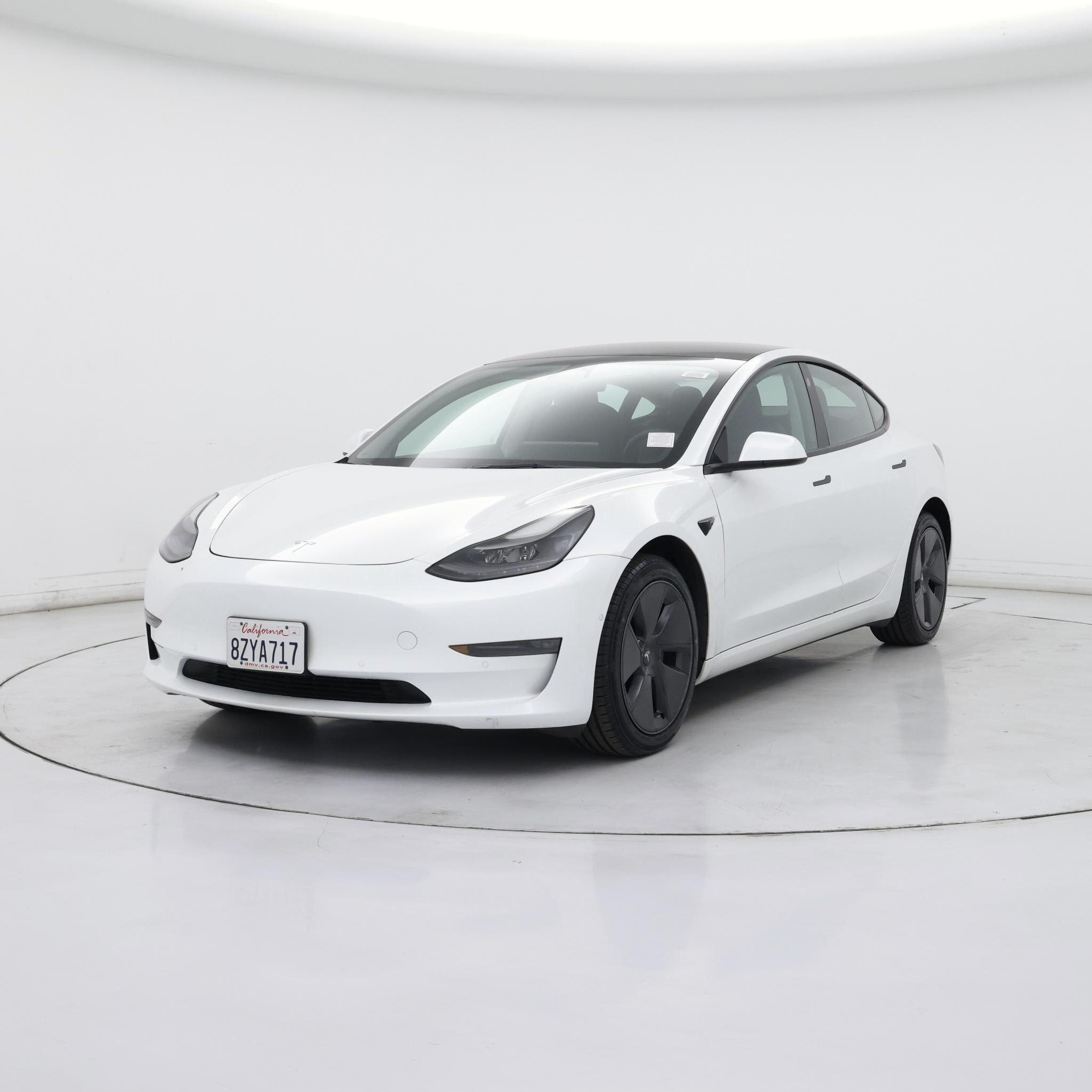 Thumbnail: 2022 Tesla Model 3 - 4